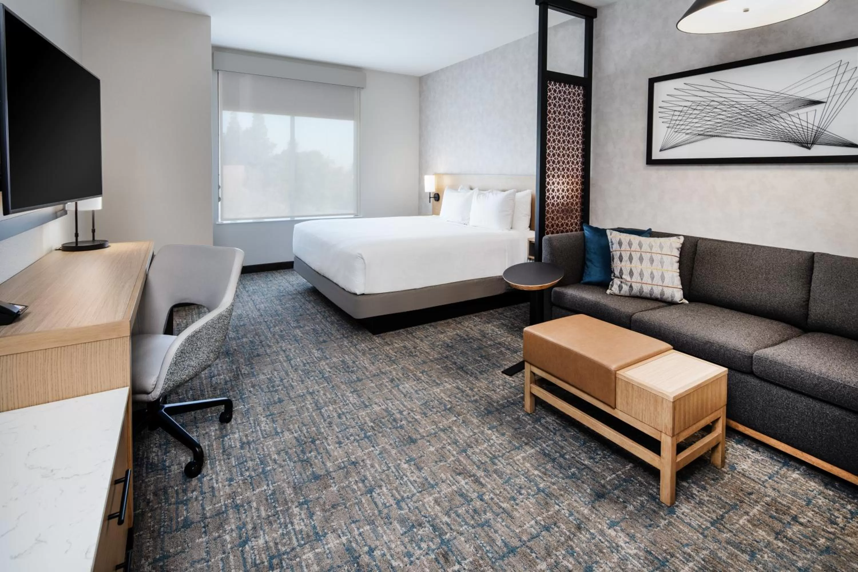 Photo of the whole room, Bed in Hyatt Place Bakersfield