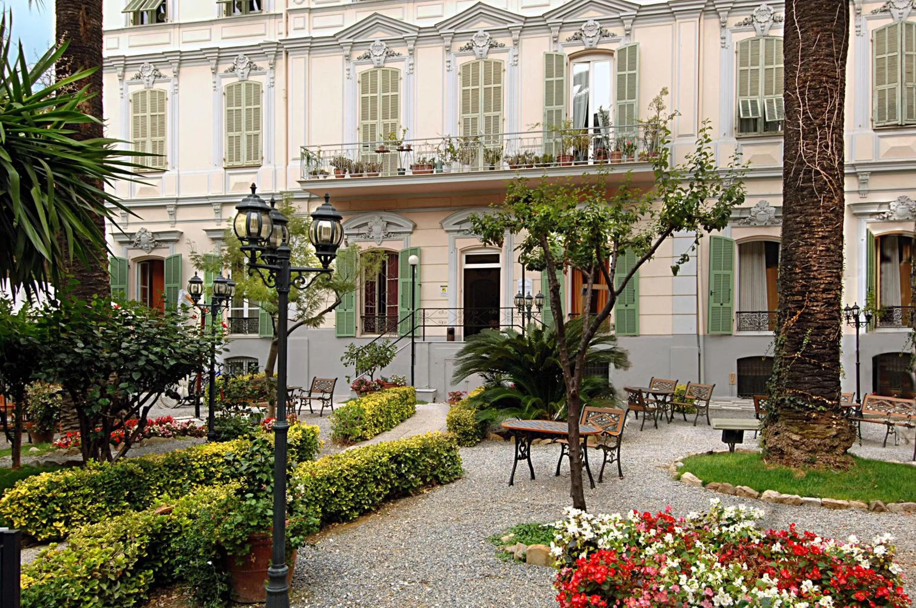 Garden in Hotel Alexander & Spa