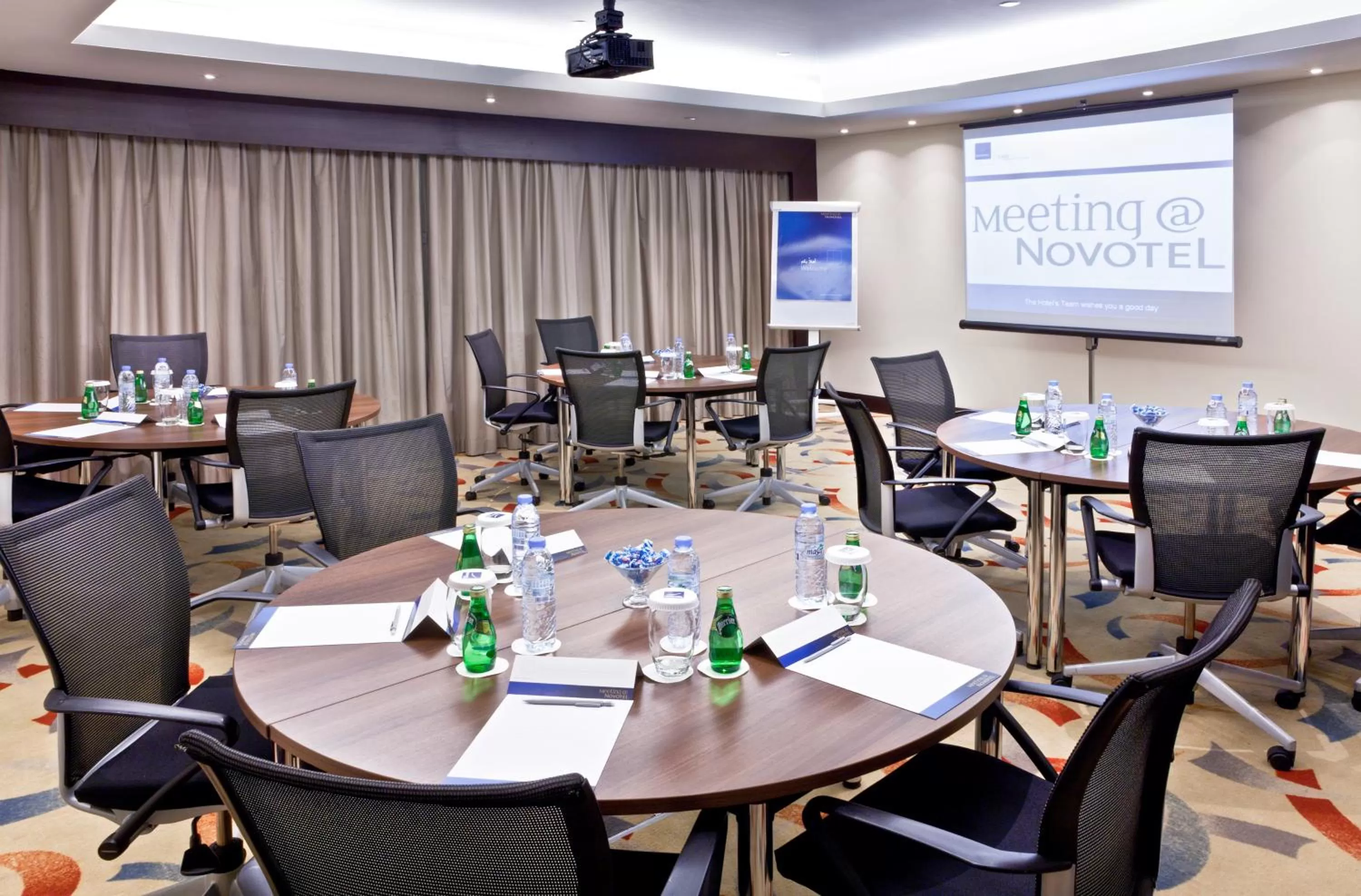 Business facilities in Ibis Deira City Centre