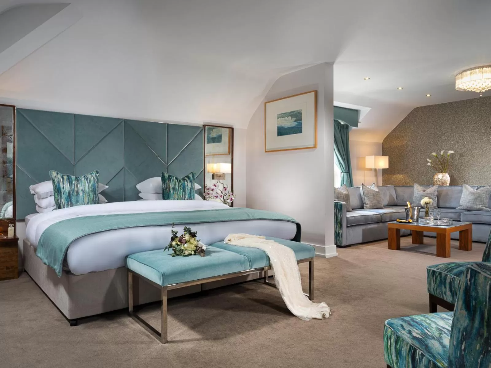 Bedroom, Bed in Castleknock Hotel