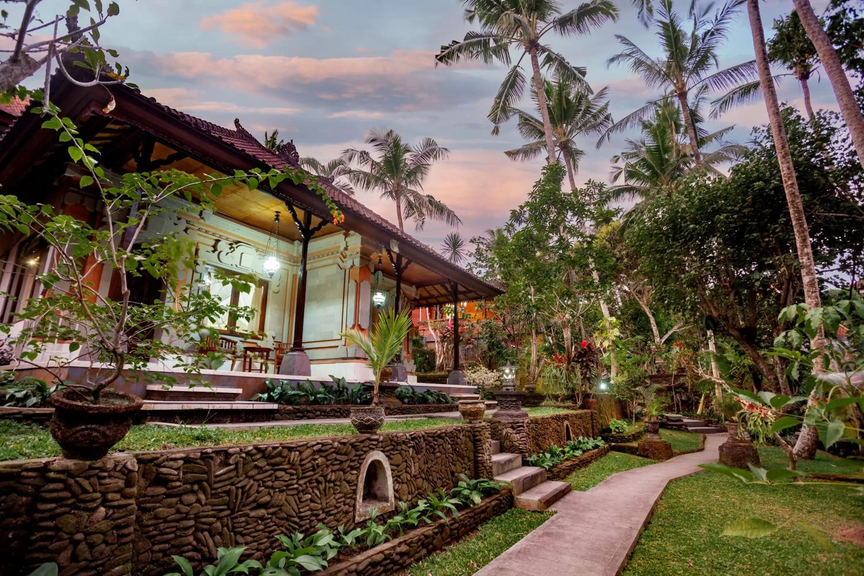 Property building in Nick's Pension