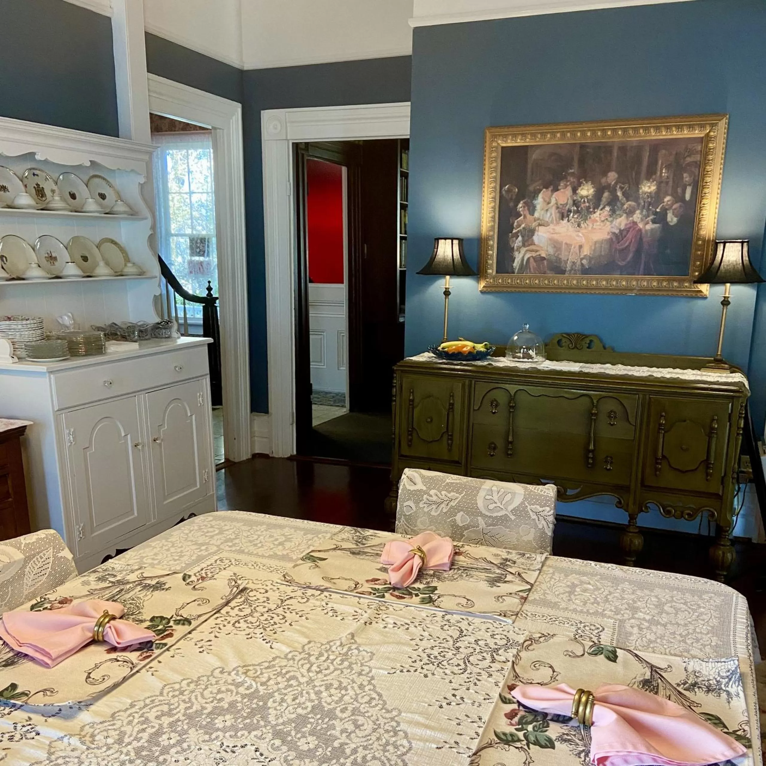 Breakfast, Bed in Shaw House Inn