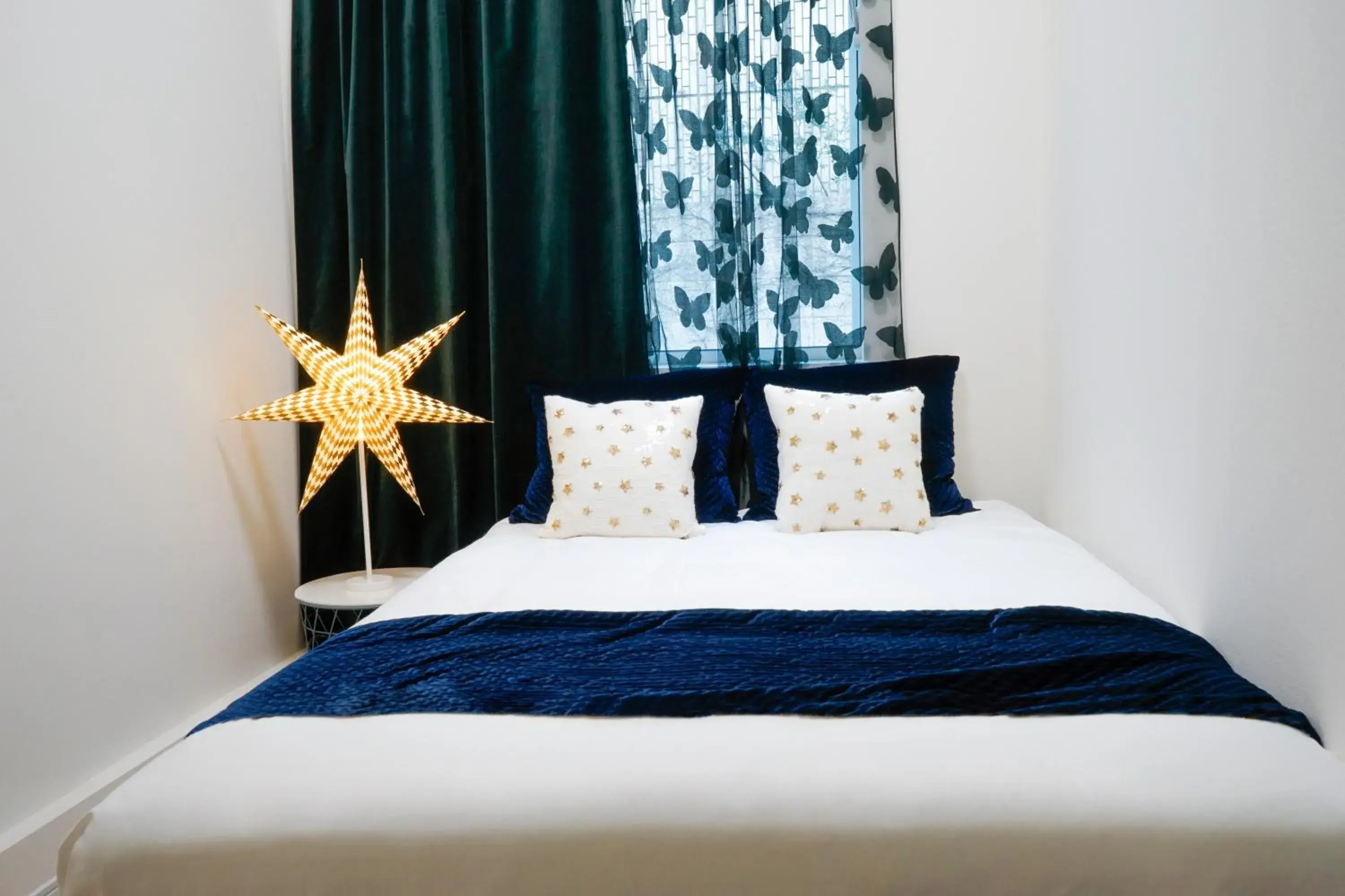 Double Room in Blue Empire Hotel Double Room in Blue Empire Hotel