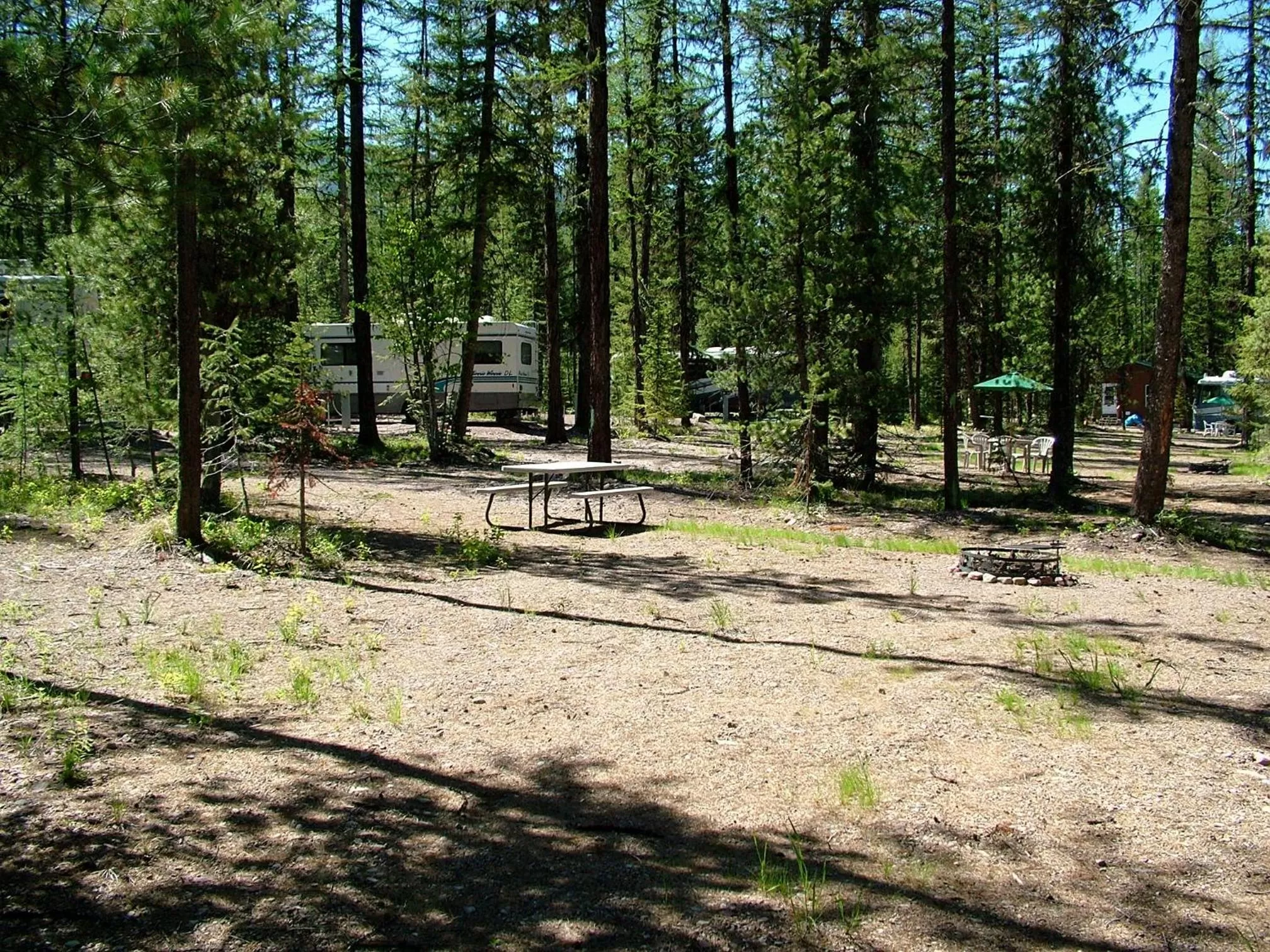 BBQ facilities in Glacier Haven Inn