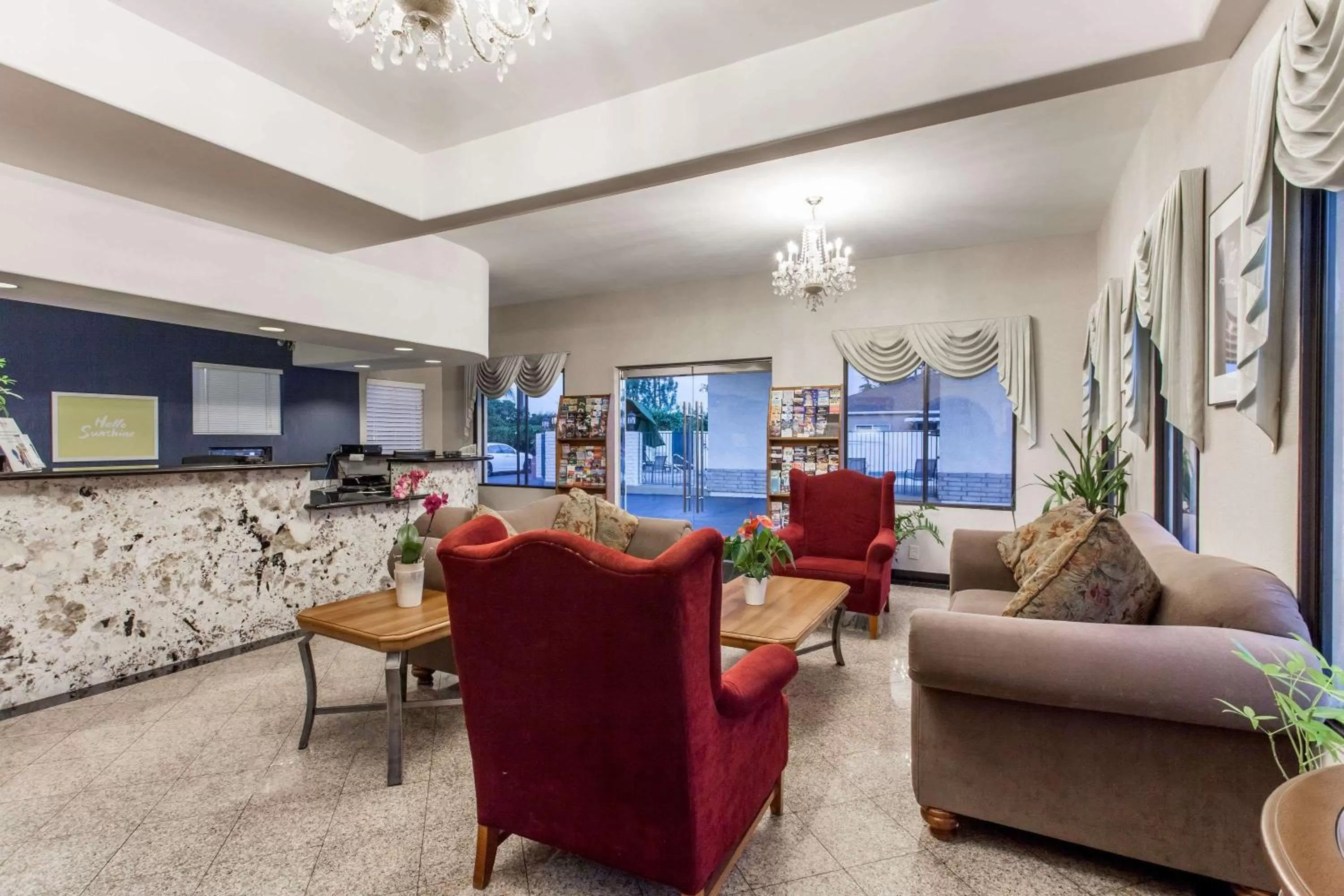 Lobby or reception in Days Inn by Wyndham Anaheim Near the Park