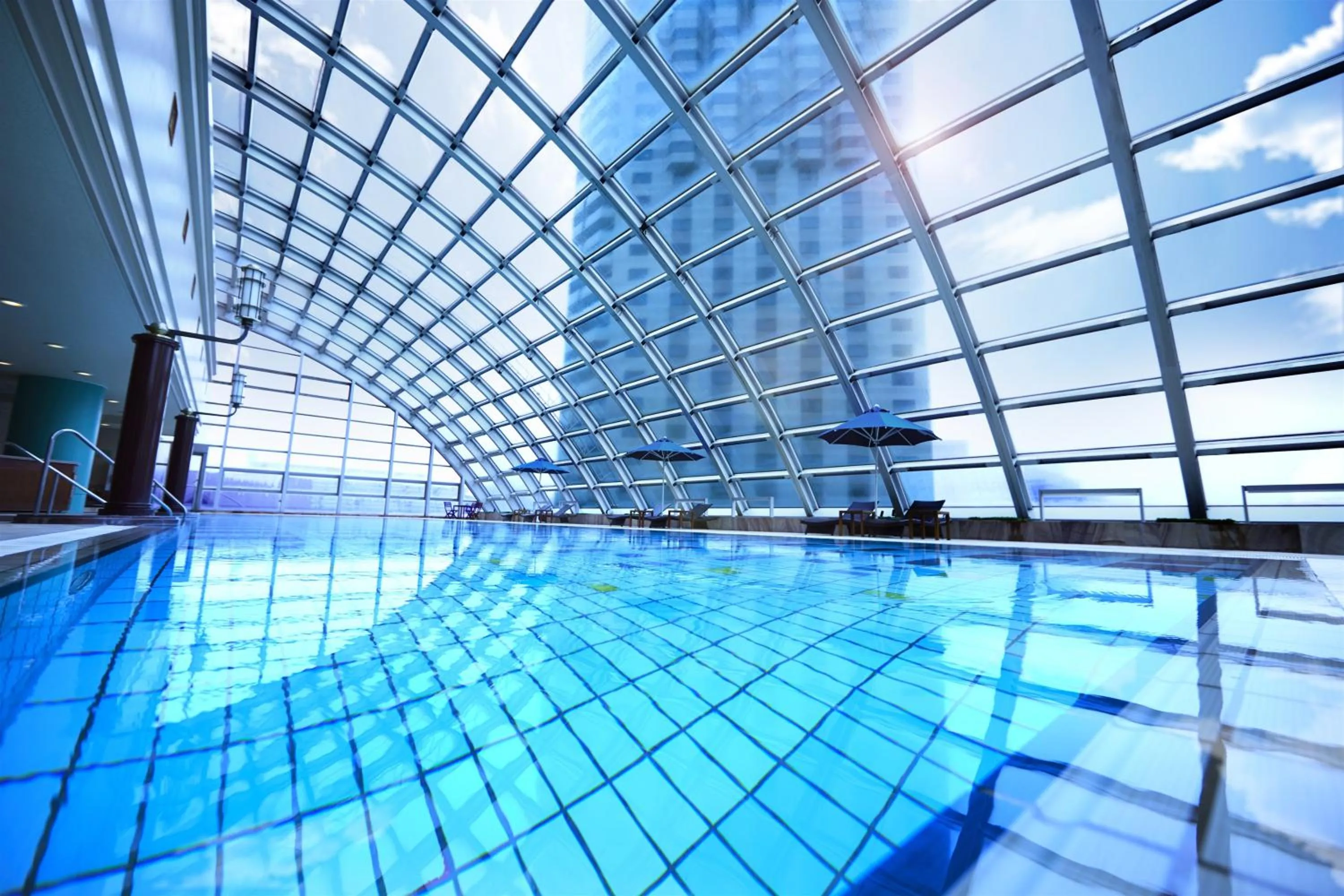 Fitness centre/facilities in Hotel New Otani Makuhari