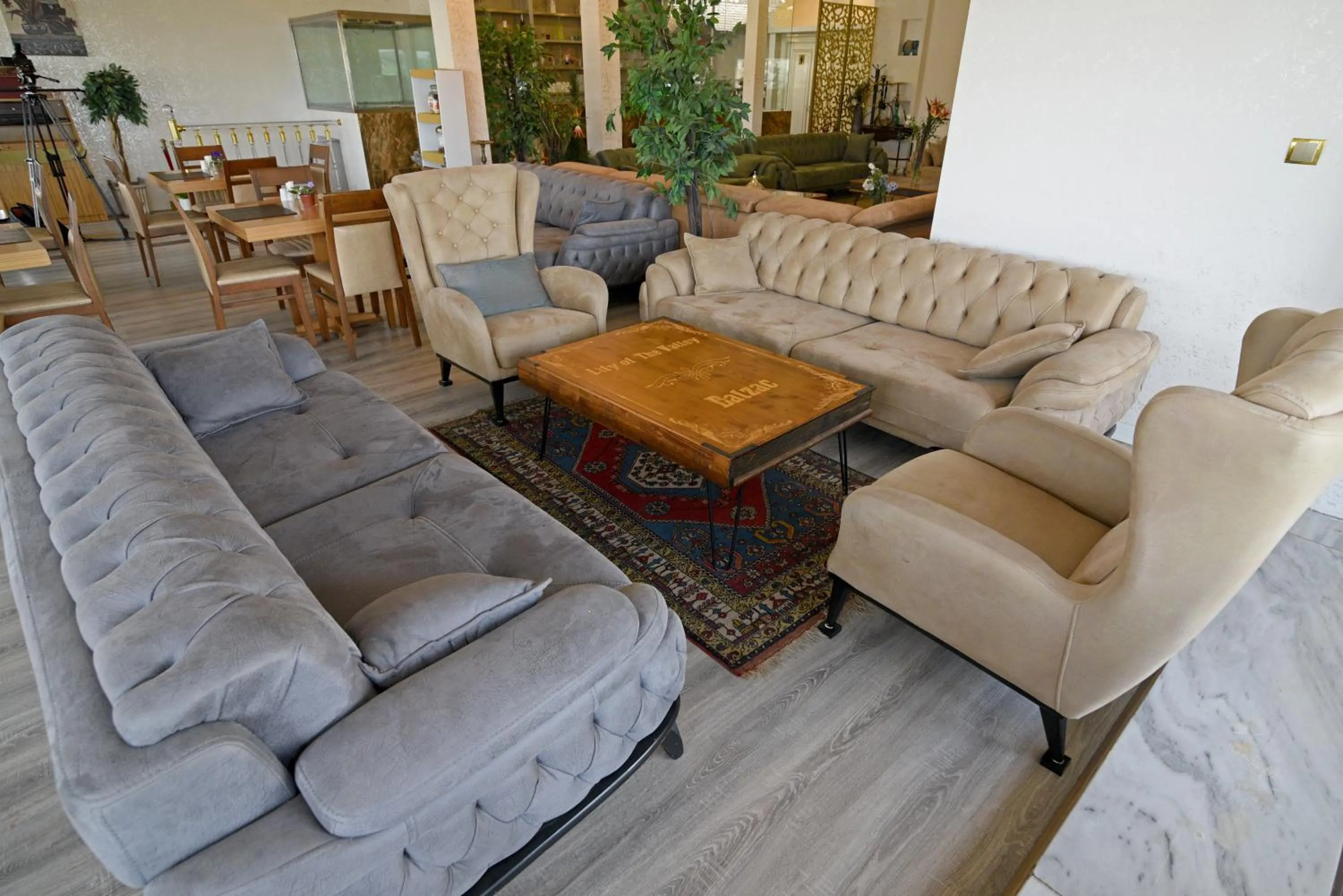 Lounge or bar in MidMar Deluxe Hotel