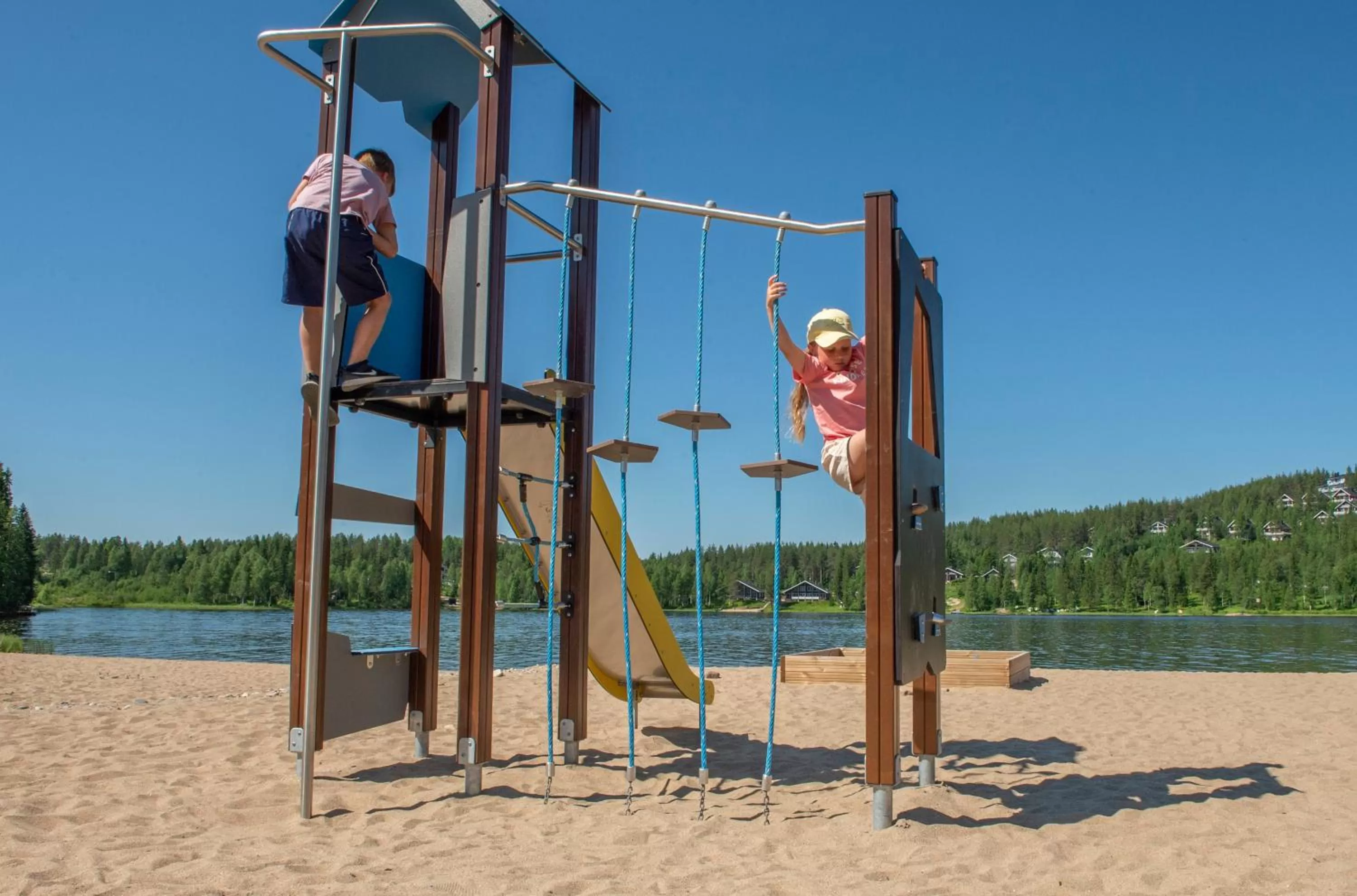 Day in Lake Residence Ukkohalla