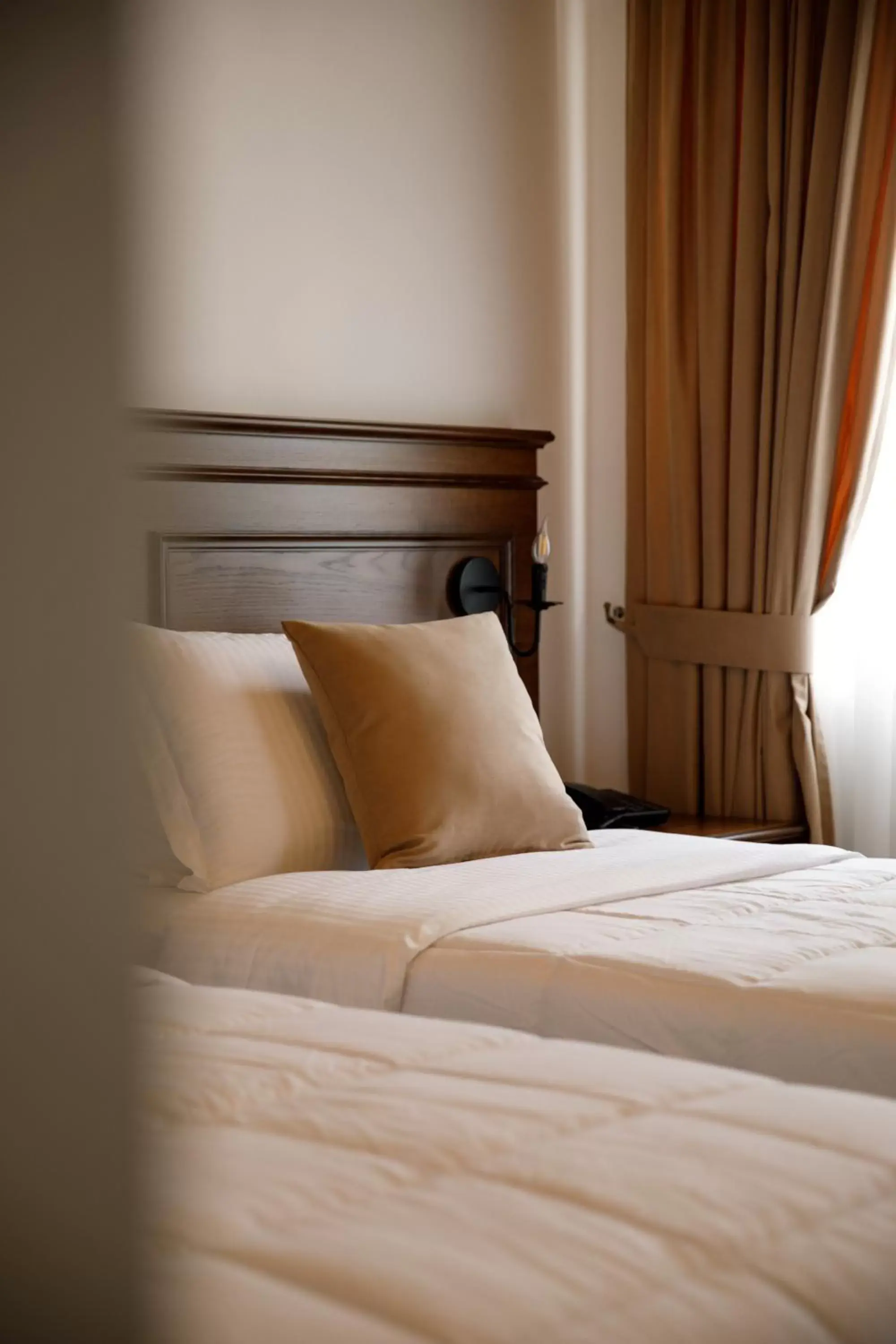 Standard Twin Room in Rose Garden Hotel Standard Twin Room in Rose Garden Hotel