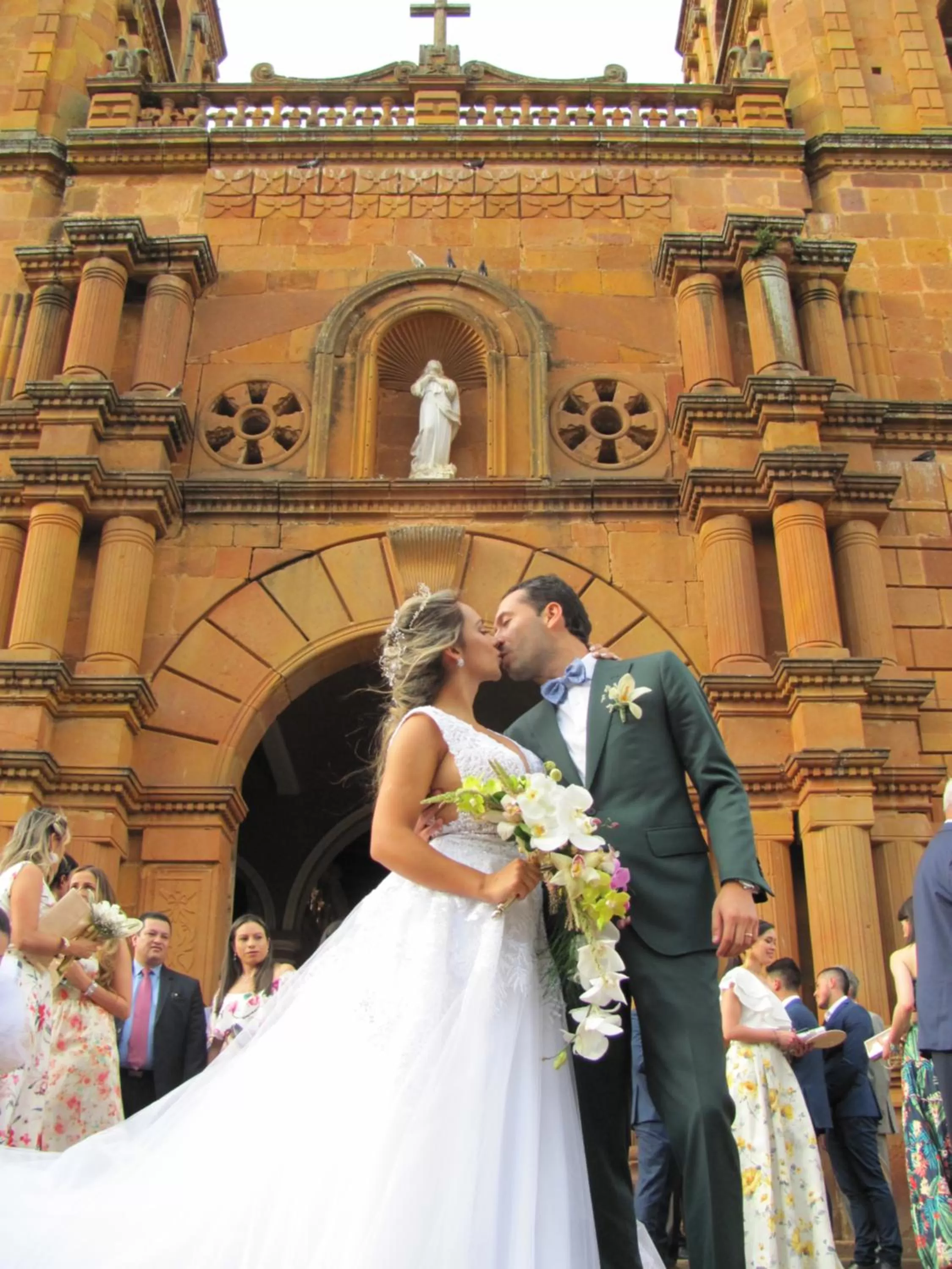 People in Hotel Buenosaires Barichara