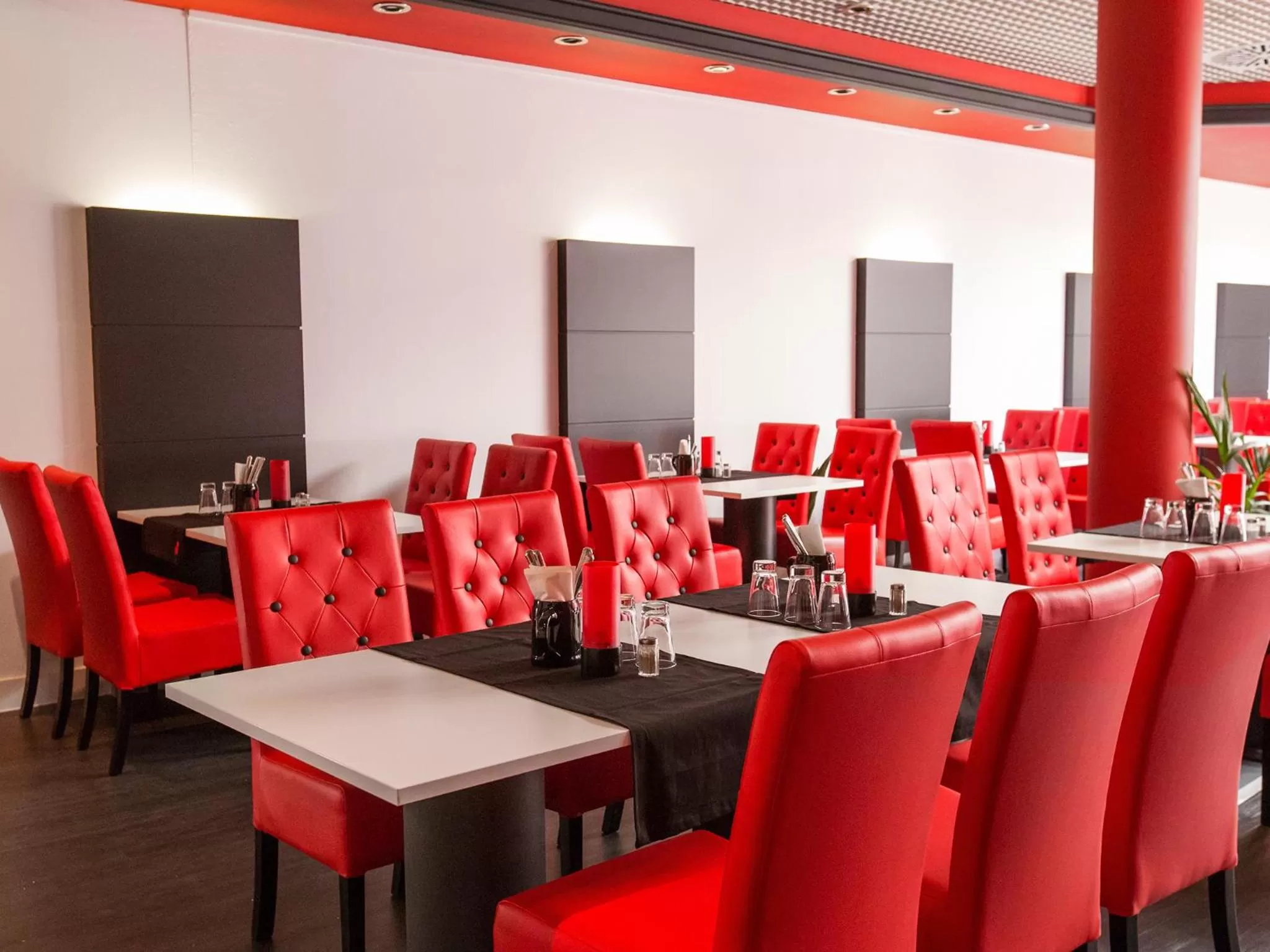 Restaurant/places to eat in DORMERO Hotel Villingen-Schwenningen