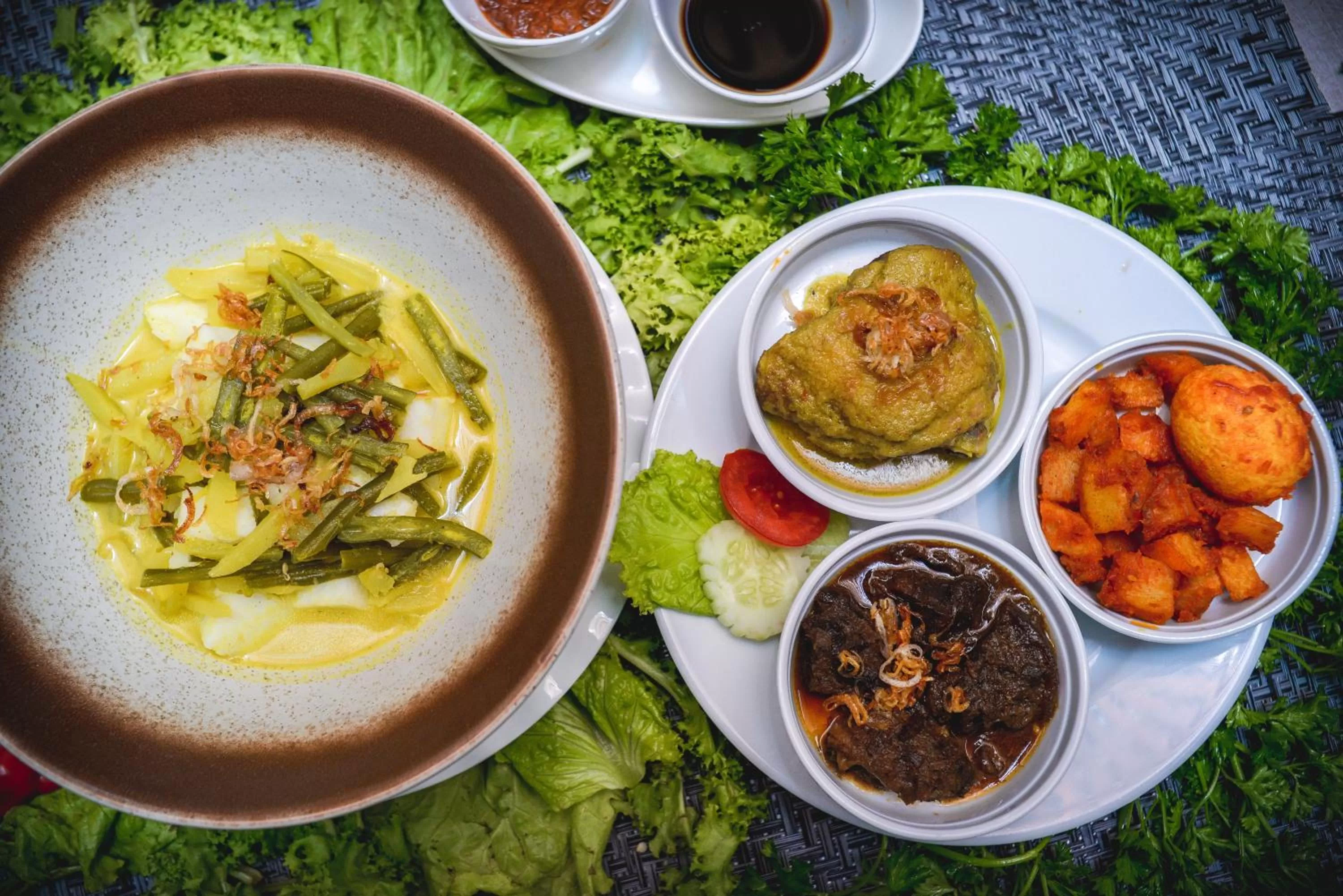 Food in MERCURE HOTEL