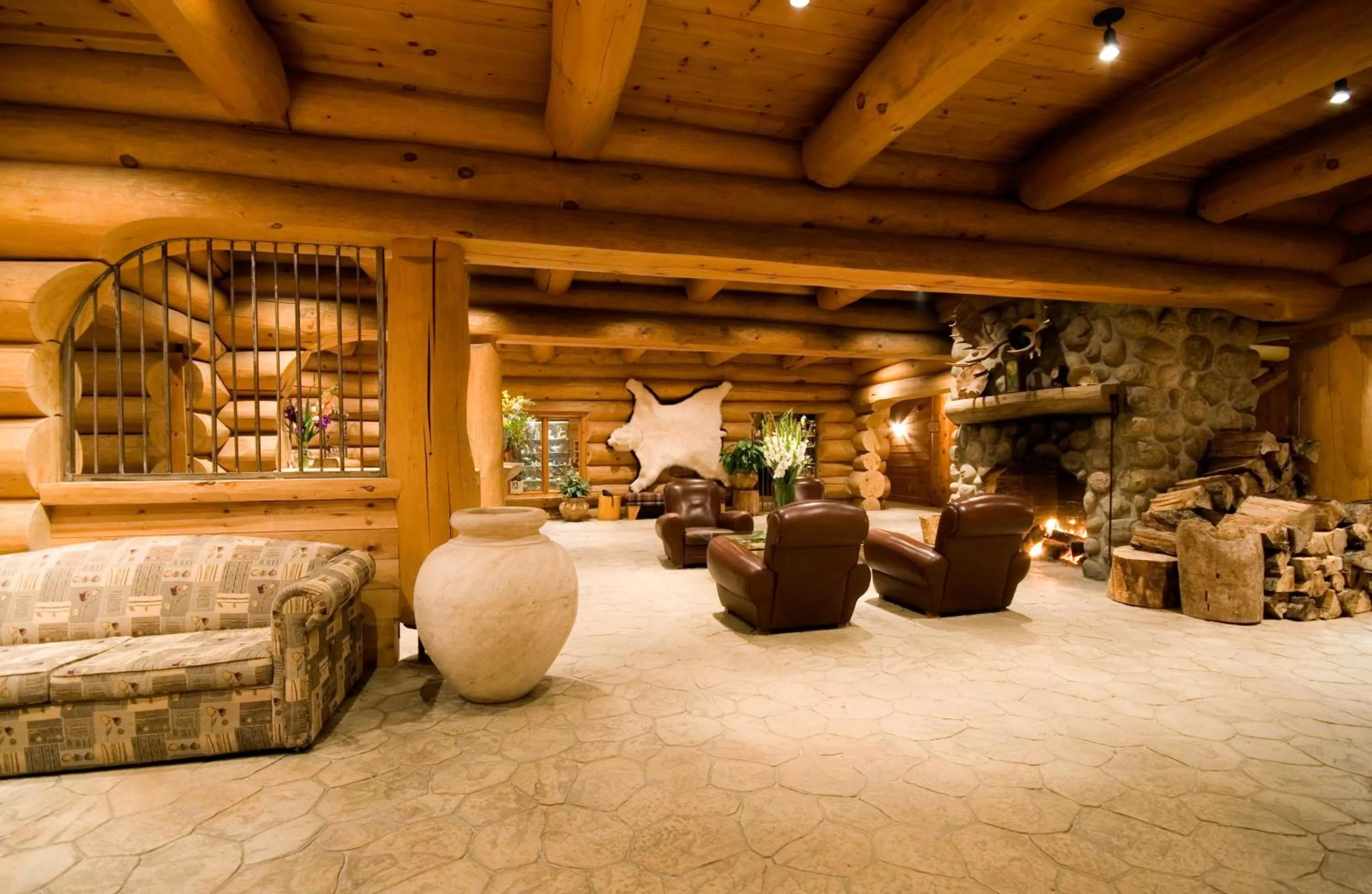 Lobby or reception in Sacacomie Hôtel et Spa