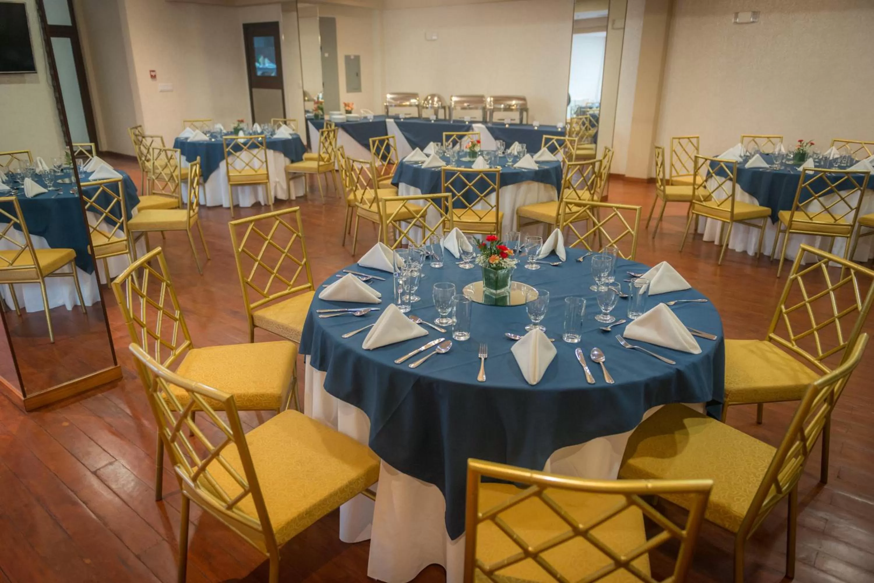 Restaurant/Places to Eat in Hotel Presidente Las Tablas