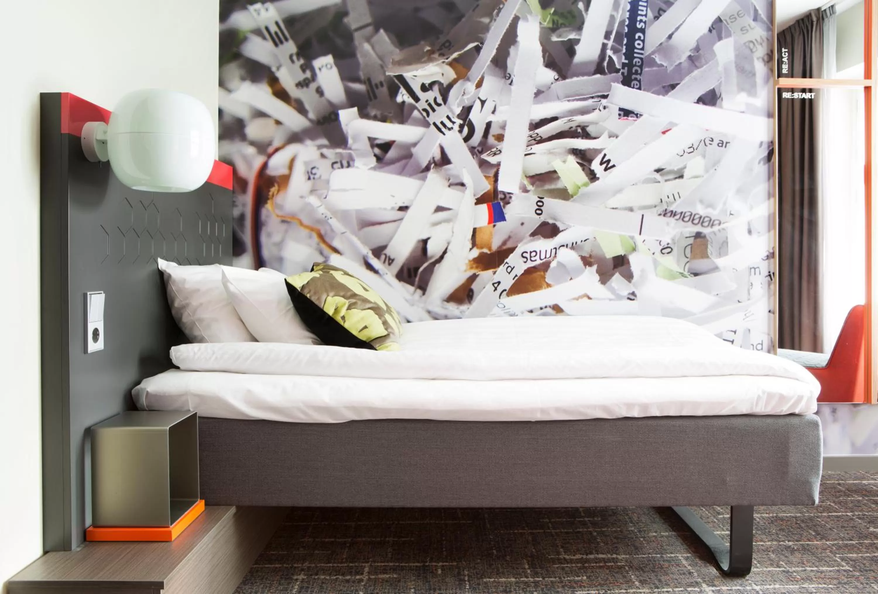 Bed in Comfort Hotel Norrköping