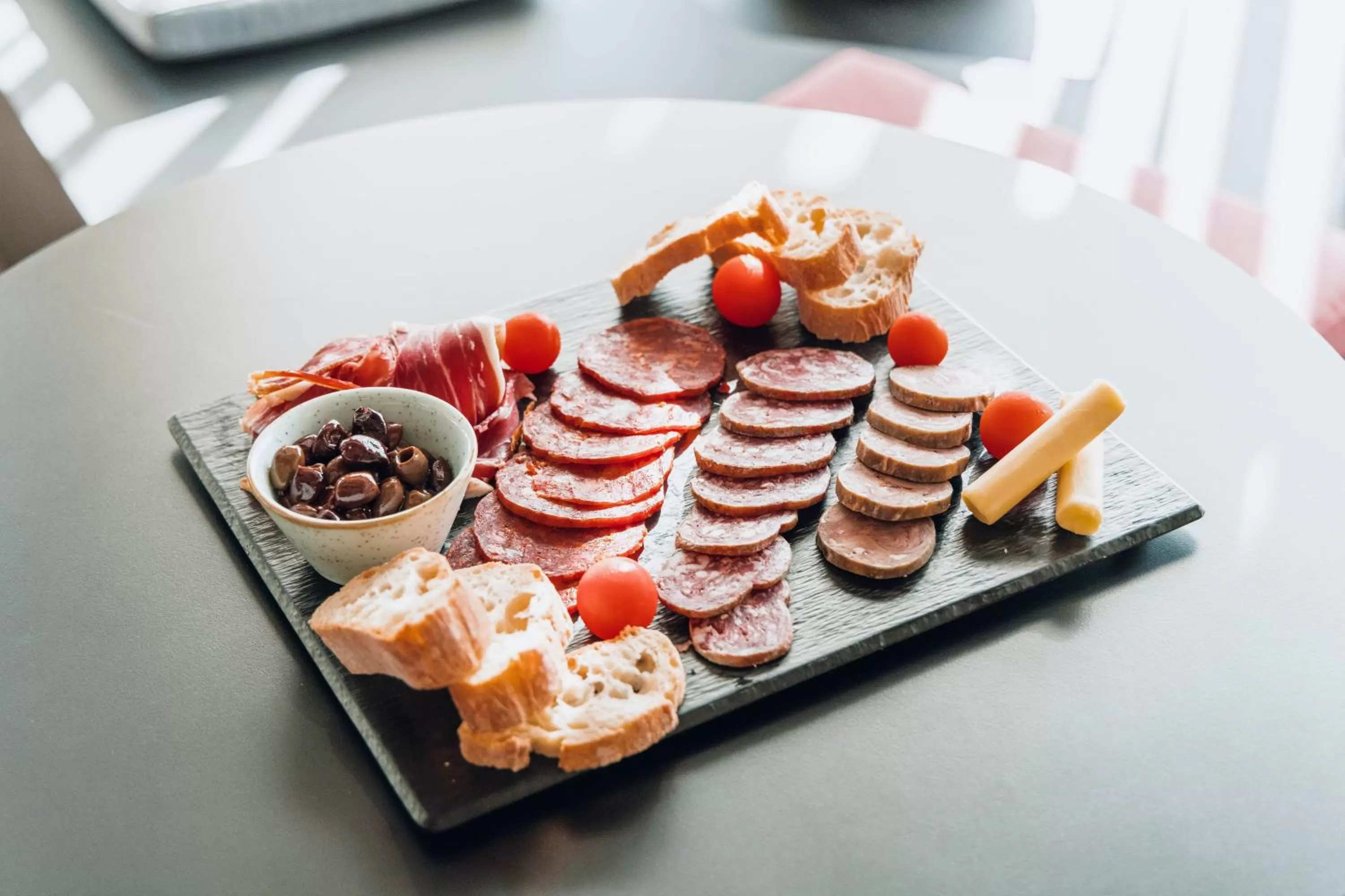 Restaurant/places to eat in greet Hotel La Rochelle Centre