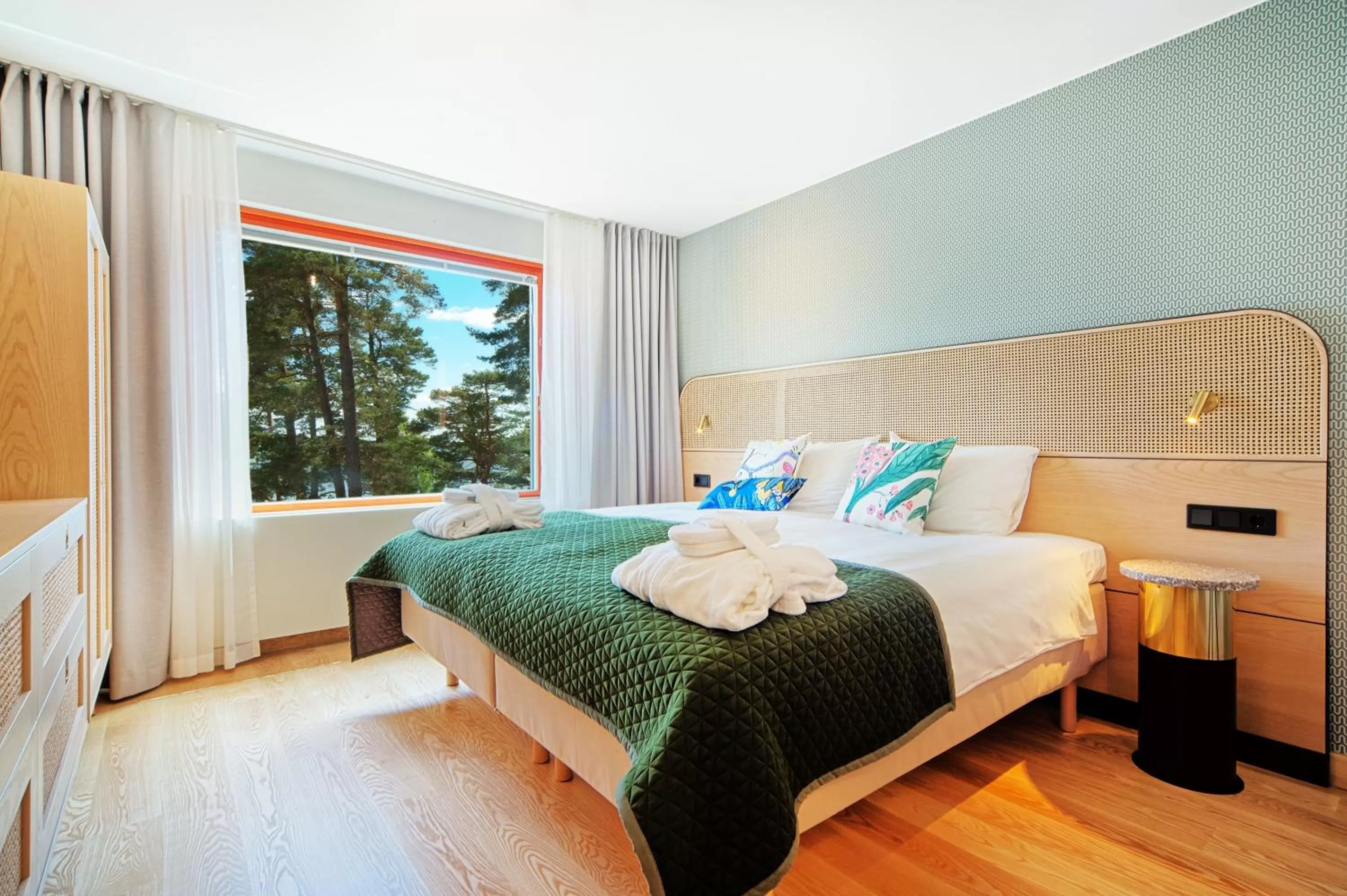 Photo of the whole room, Bed in Hotel Hanasaari