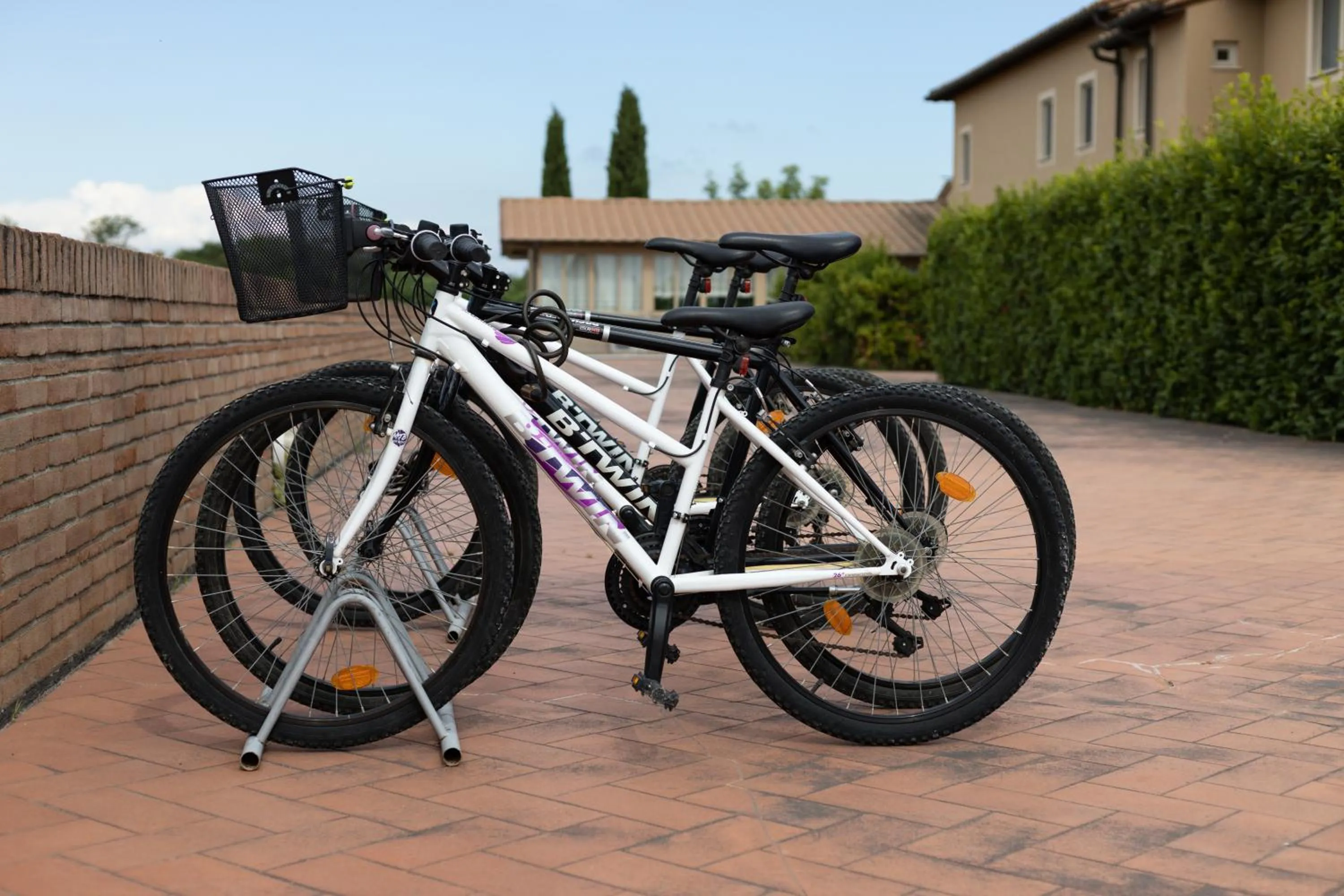 Hiking in Resort Casale Le Torri