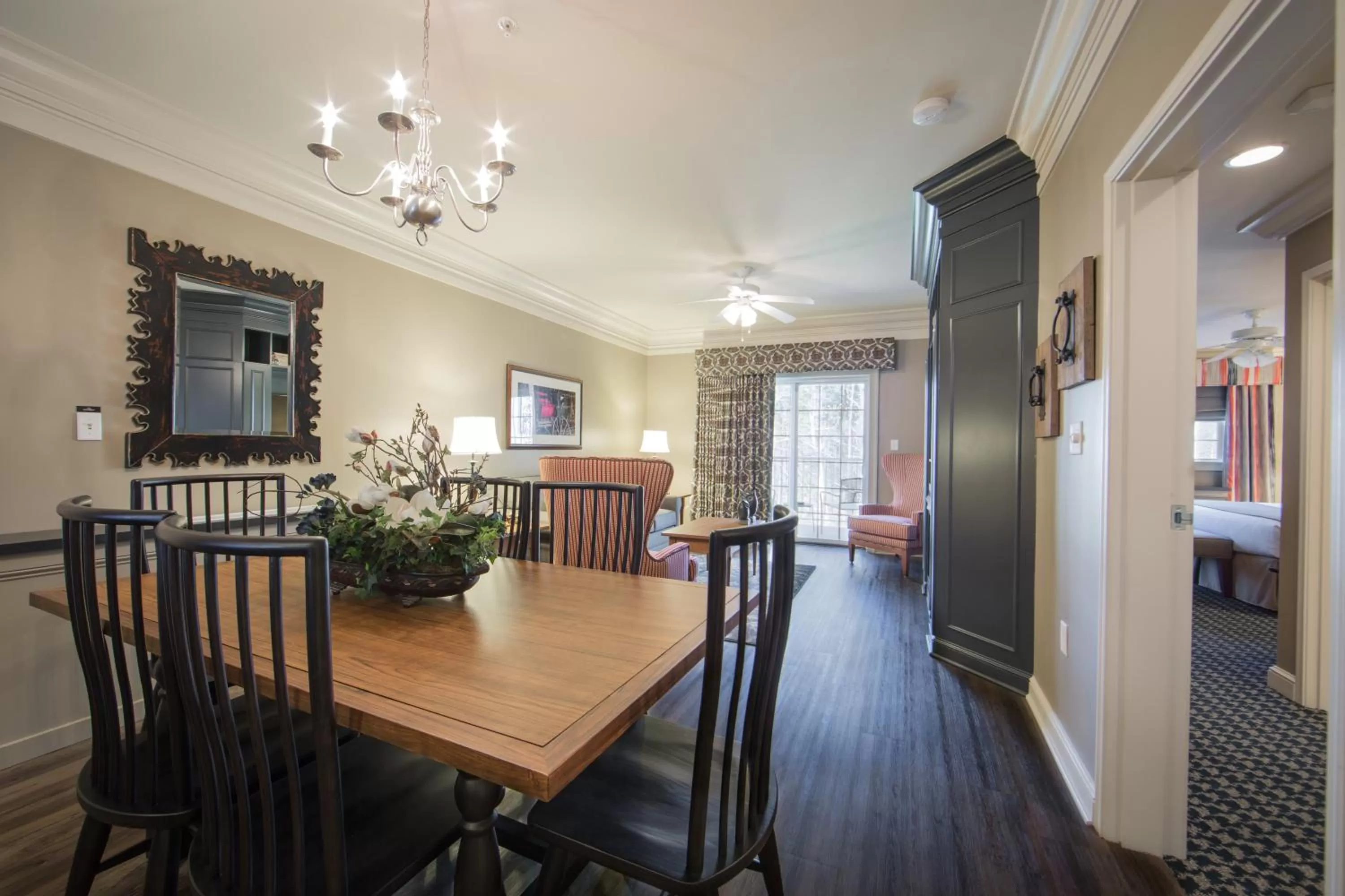 Photo of the whole room in Holiday Inn Club Vacations Williamsburg Resort