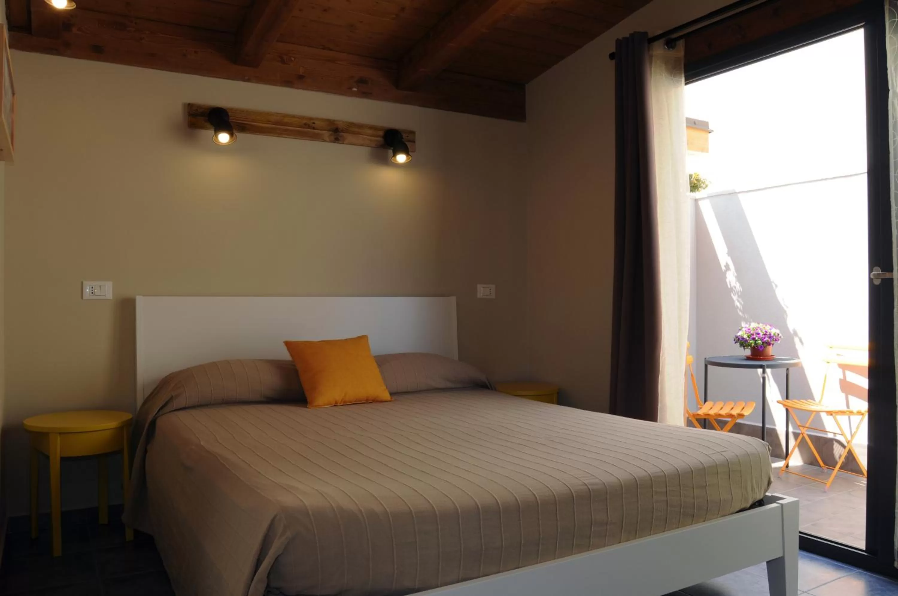 Bedroom, Bed in TerraSole Bakery B&B