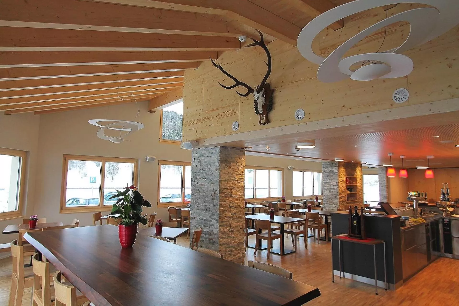 Restaurant/places to eat in Hotel Espen