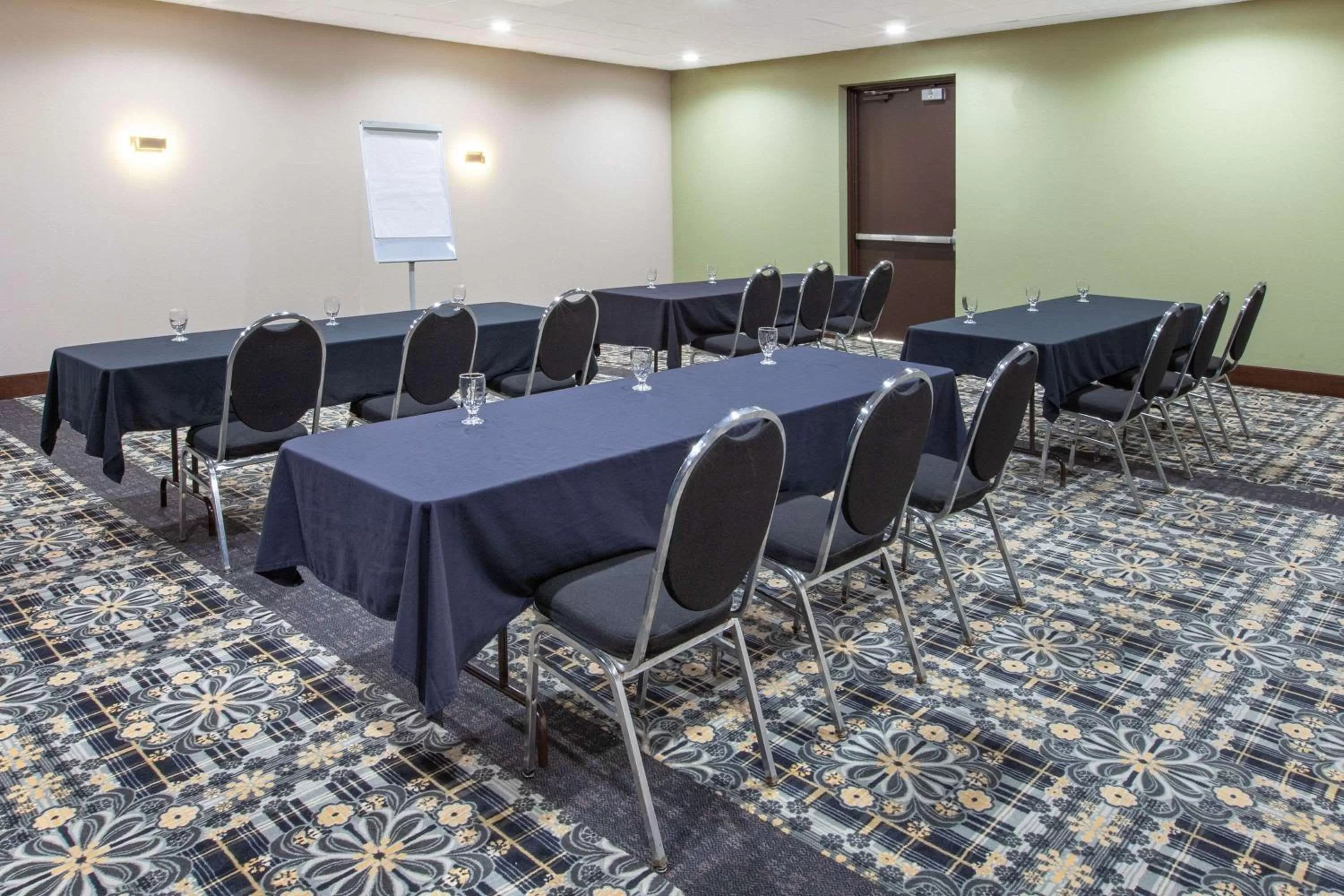 On site in Days Inn & Suites by Wyndham Grand Rapids Near Downtown