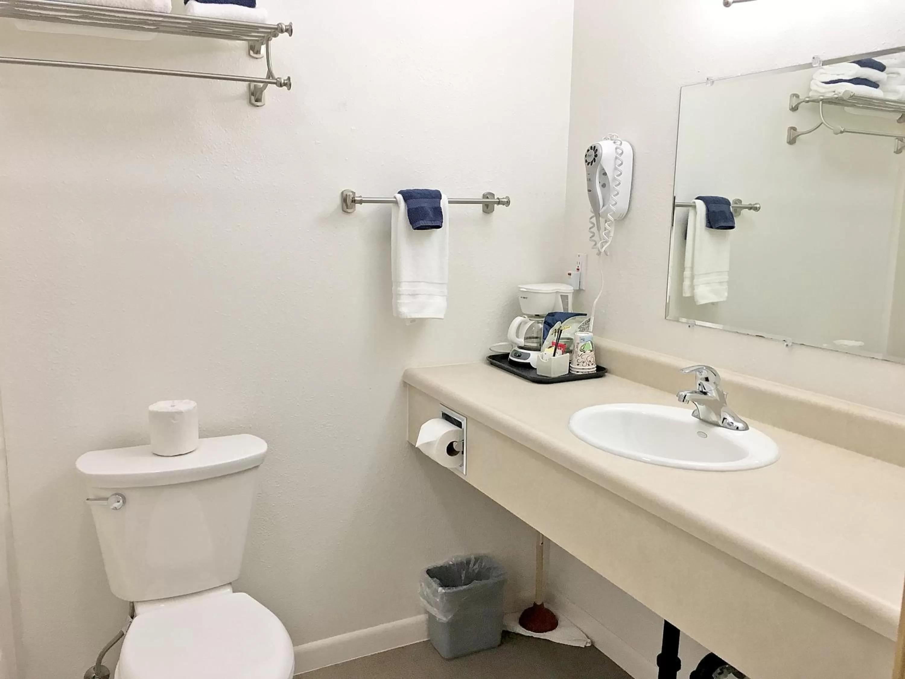 Park Motel and Cabins