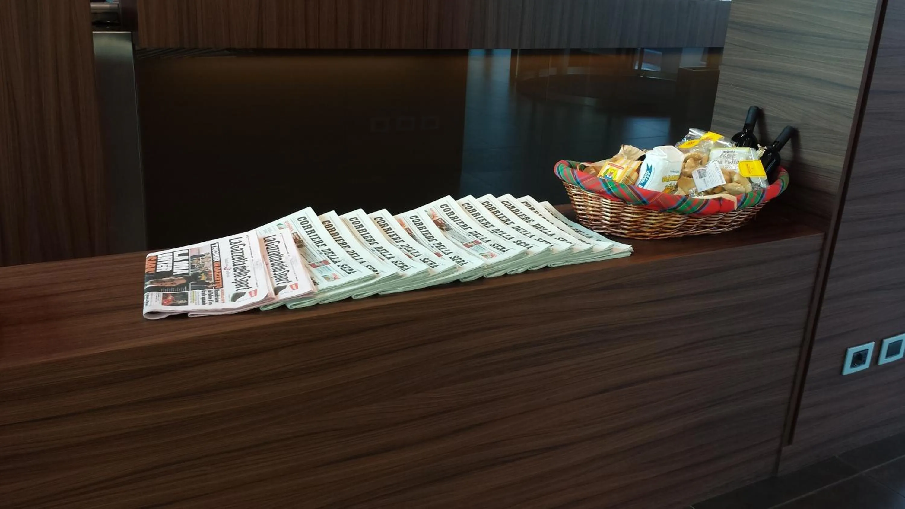 Lobby or reception in Best Western Plus Hotel Monza e Brianza Palace