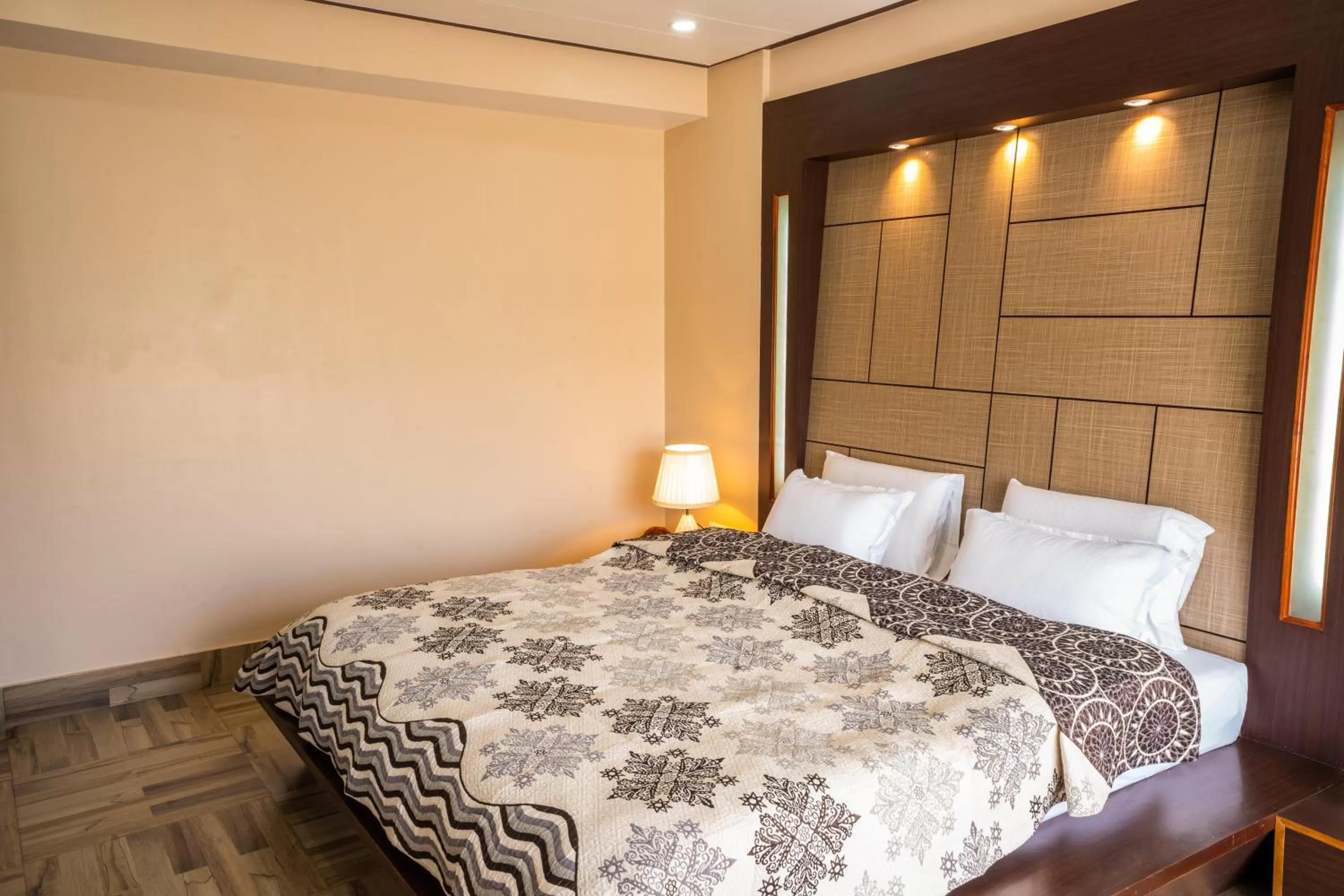 Bedroom, Bed in East Land Bed & Breakfast