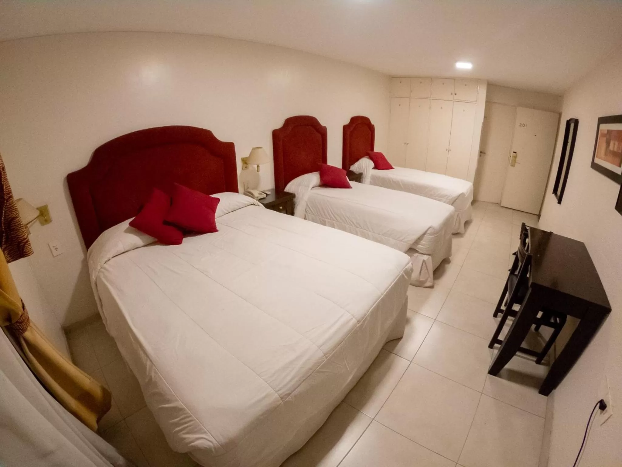 Bed in Hotel Metropol