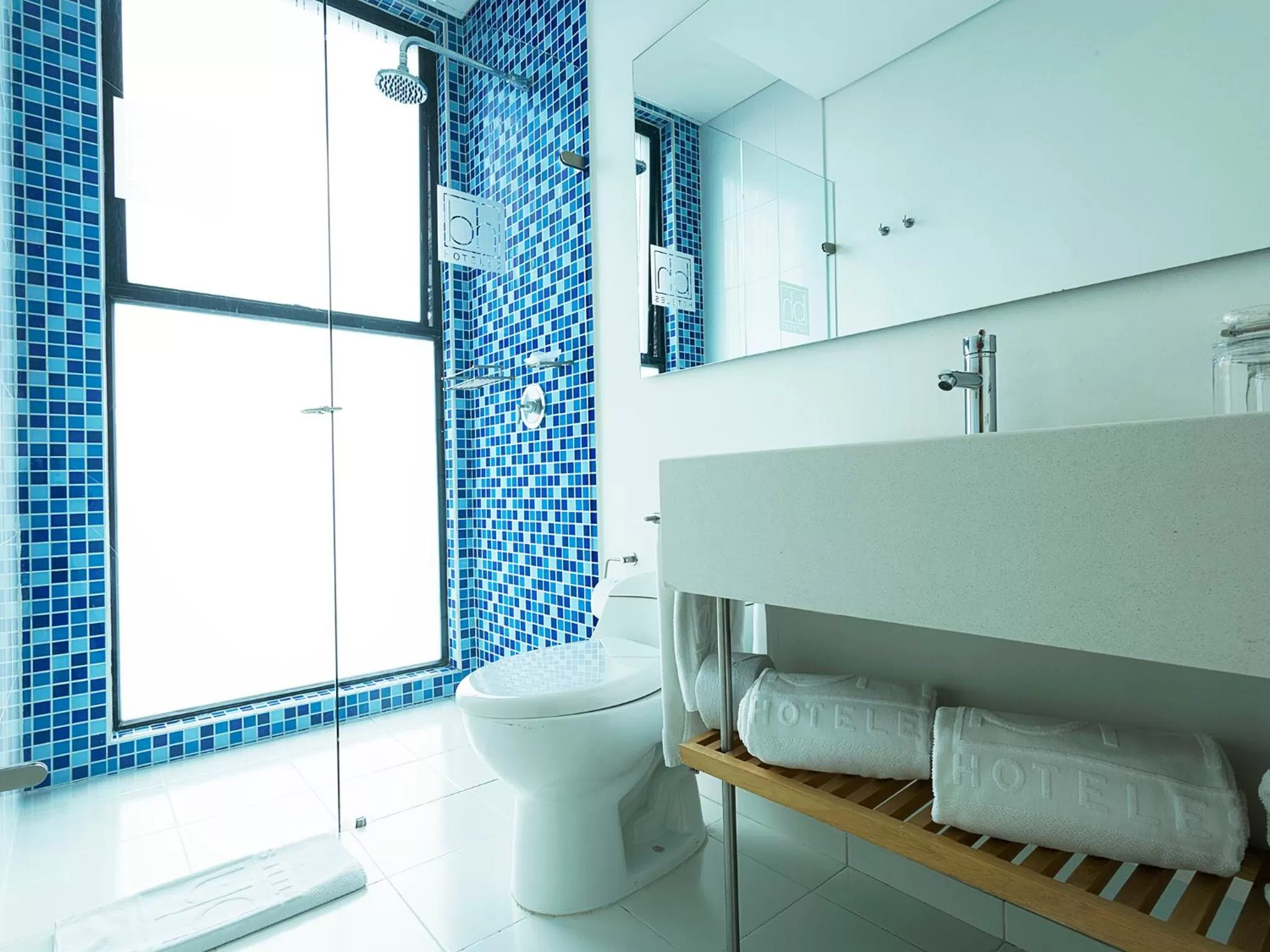 Bathroom in Hotel bh Parque 93