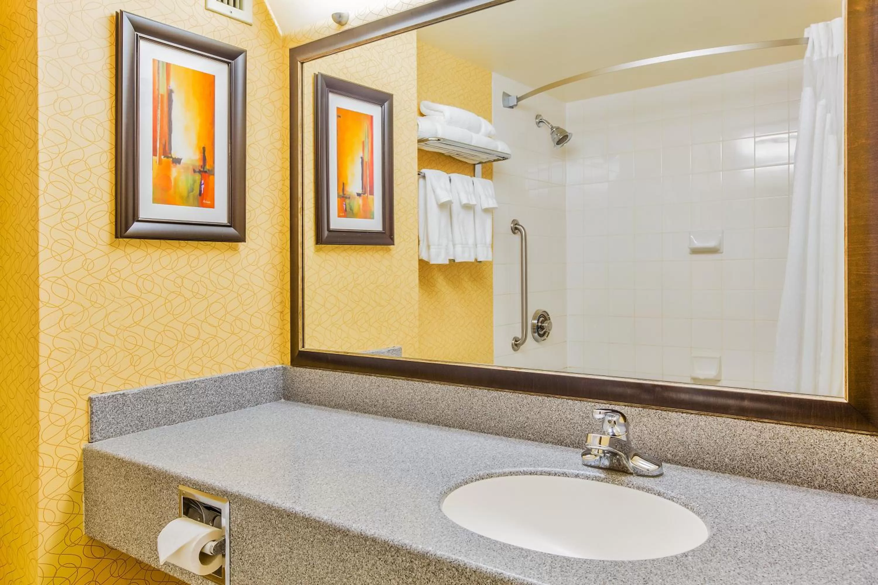 Bathroom in Holiday Inn Sydney - Waterfront by IHG