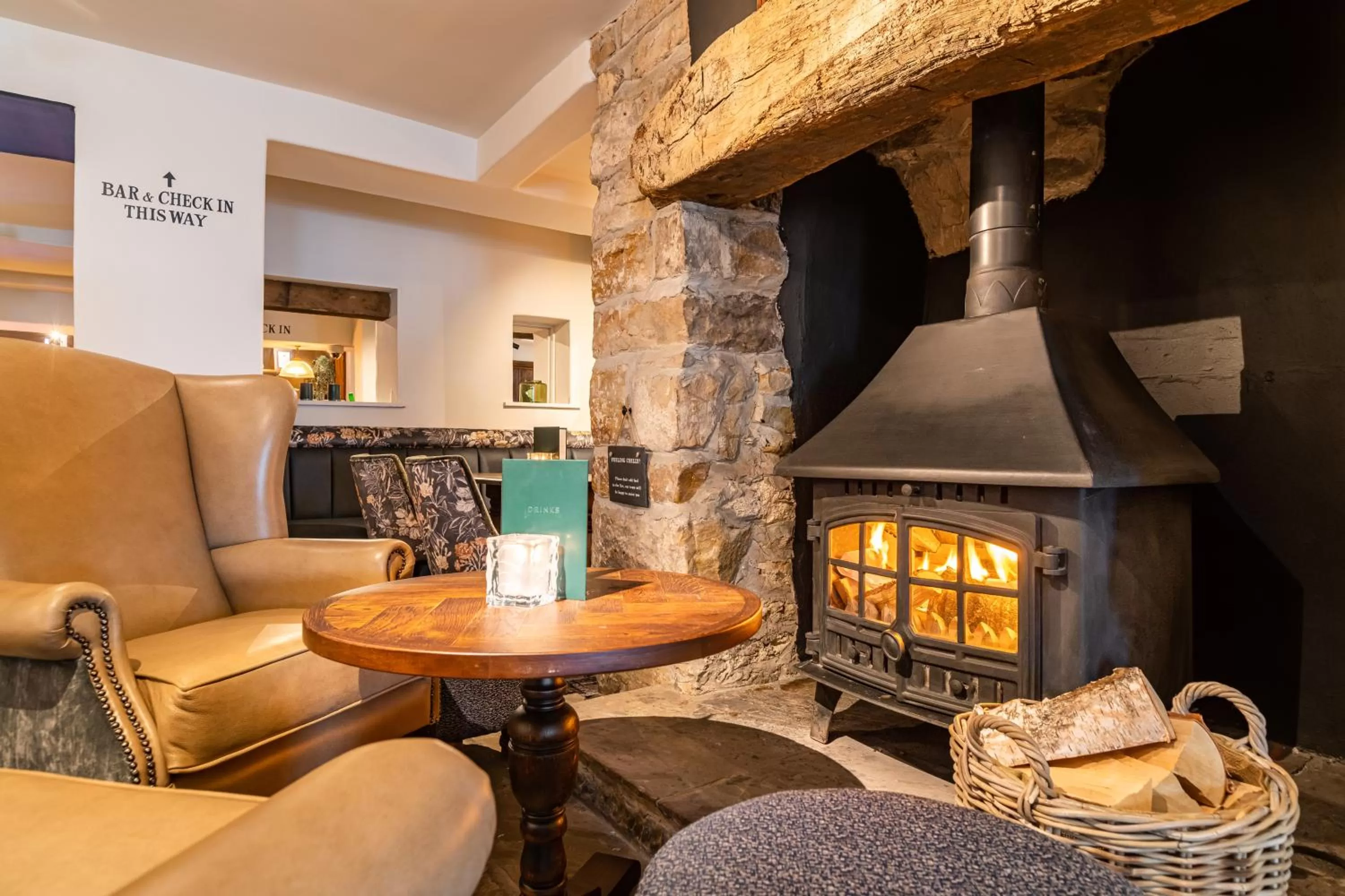 Restaurant/places to eat in The Hawes Inn by Innkeeper's Collection