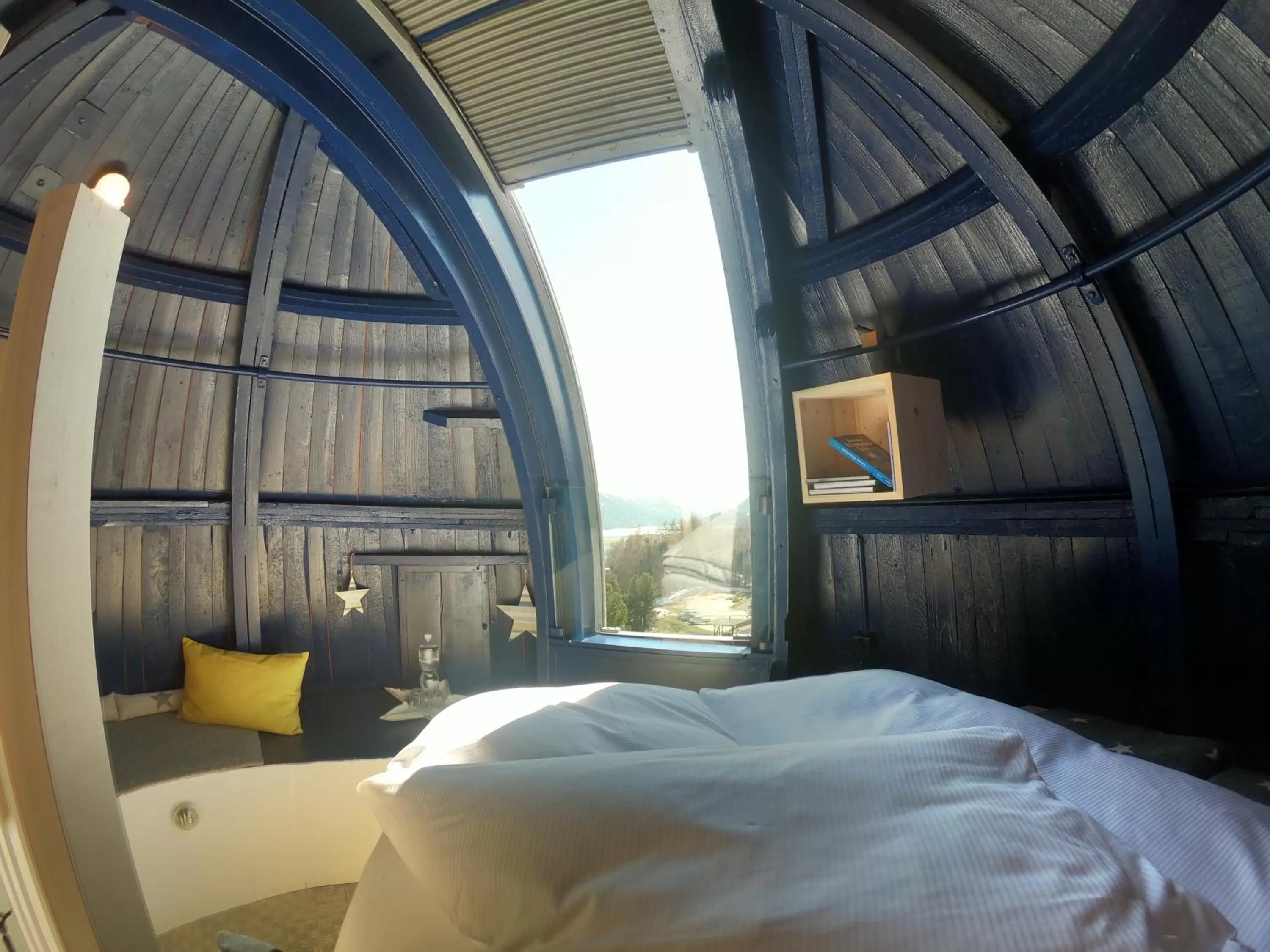 Bed in Sternwarte by Randolins