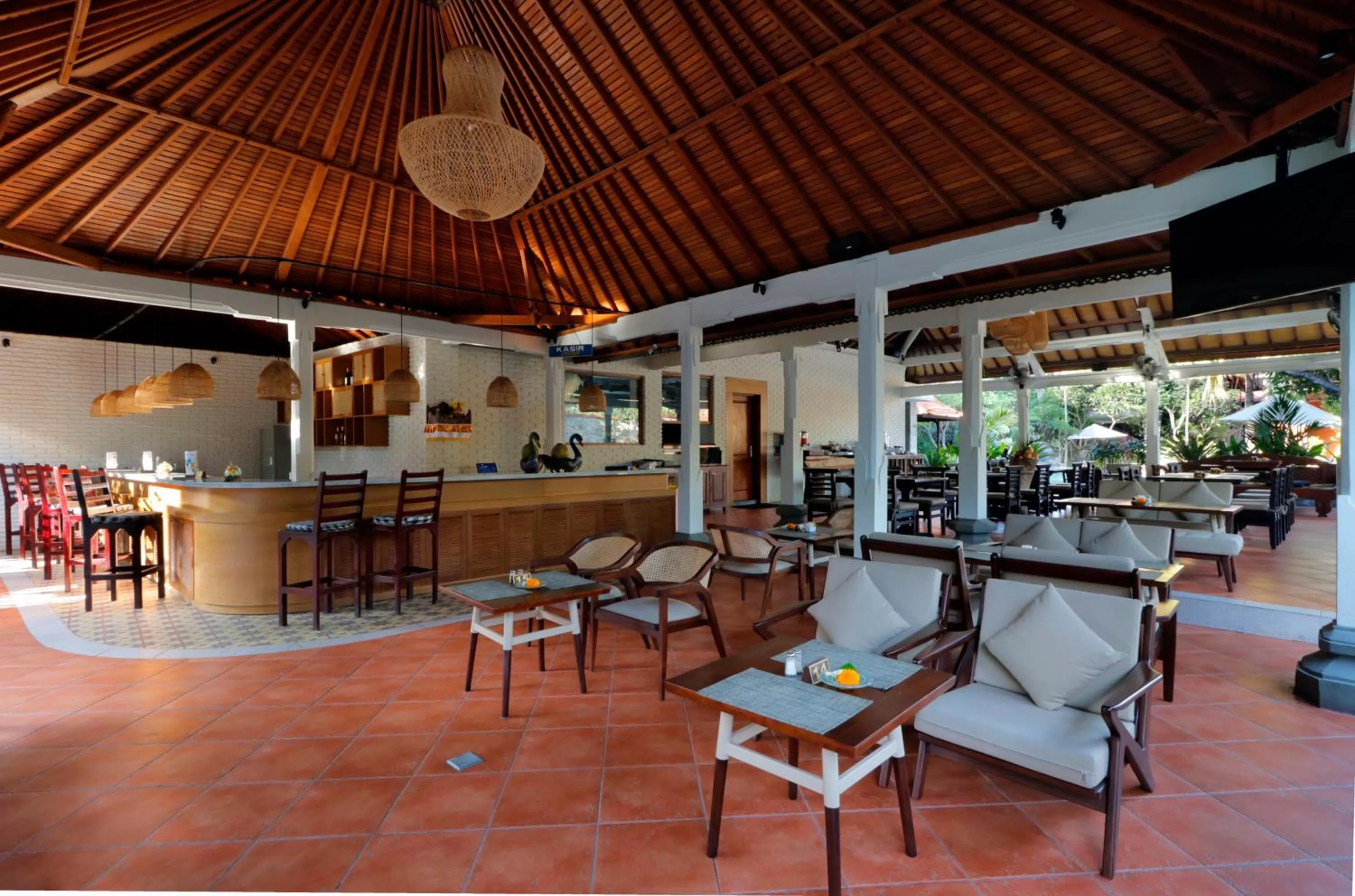 Lounge or bar in Adi Dharma Hotel Legian