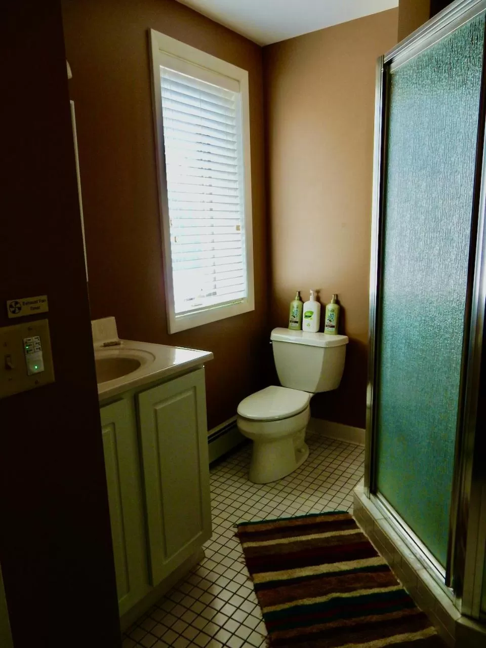 Shower, Bathroom in Garden Grove Retreat & Lodging near Pictured Rocks, Fayette, Trails