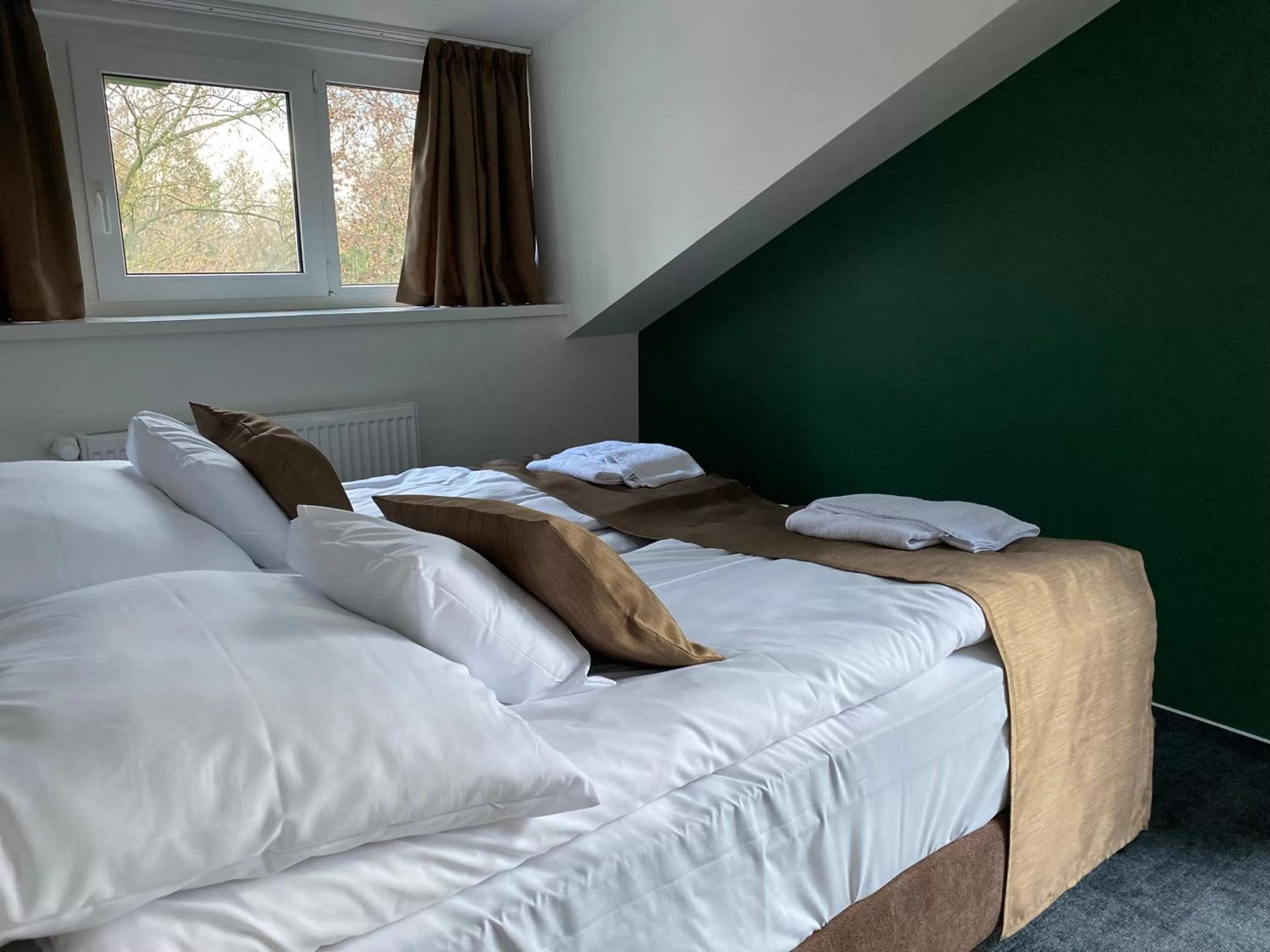 Bedroom, Bed in A Fogadó