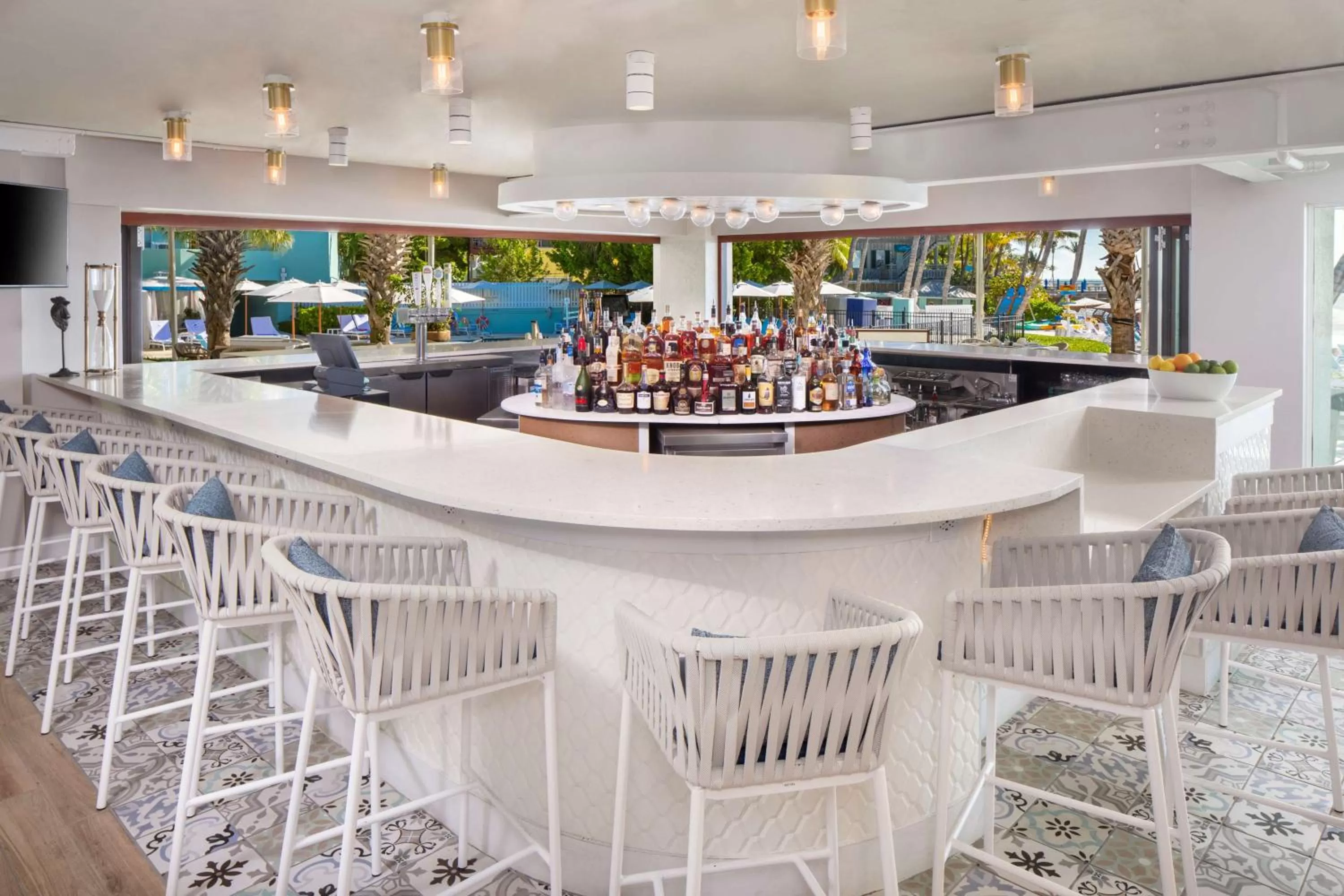 Lounge or bar in The Reach Key West, Curio Collection by Hilton