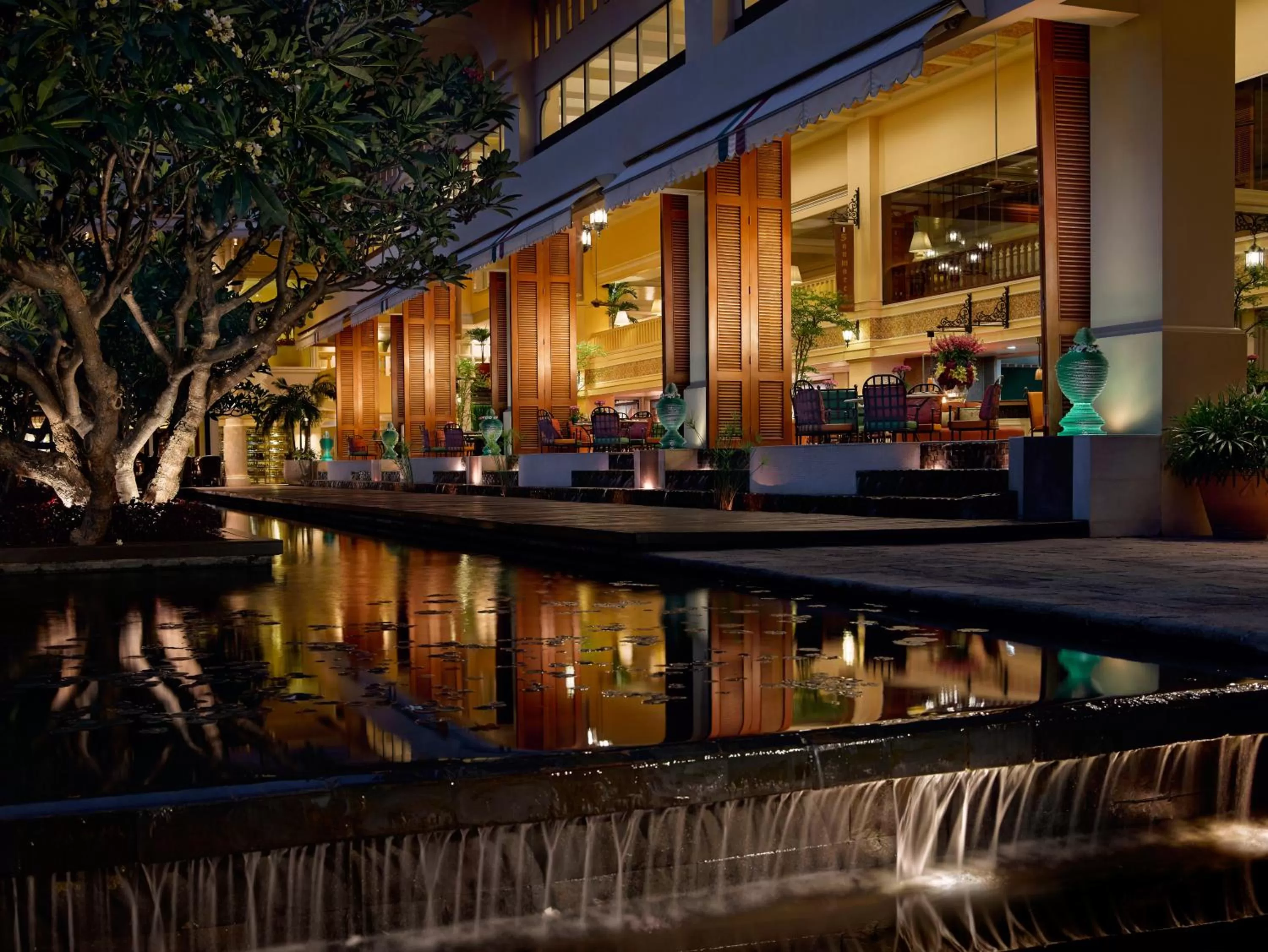 Swimming pool in Dusit Thani Hua Hin