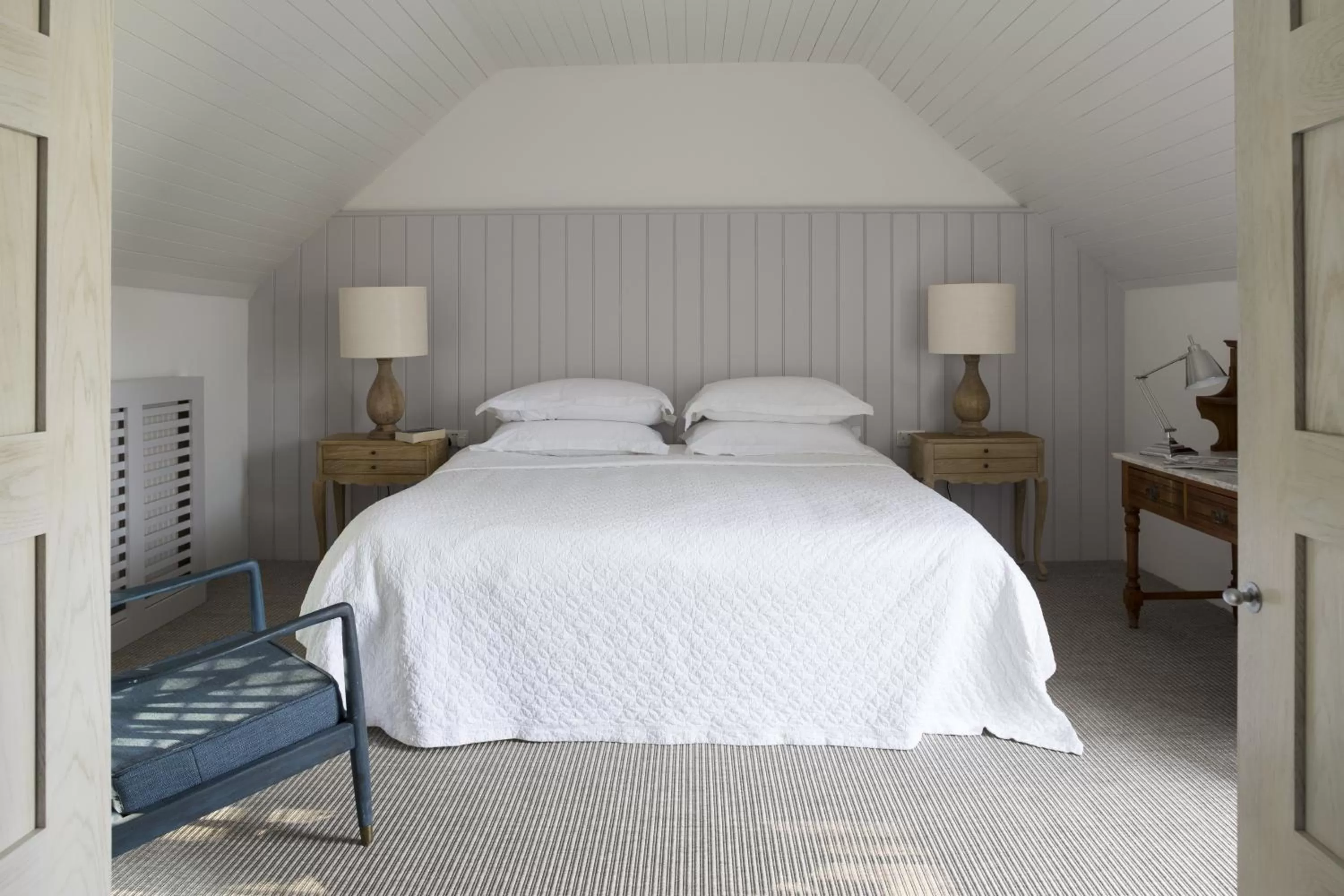 Bed in Penally Abbey Country House Hotel and Restaurant