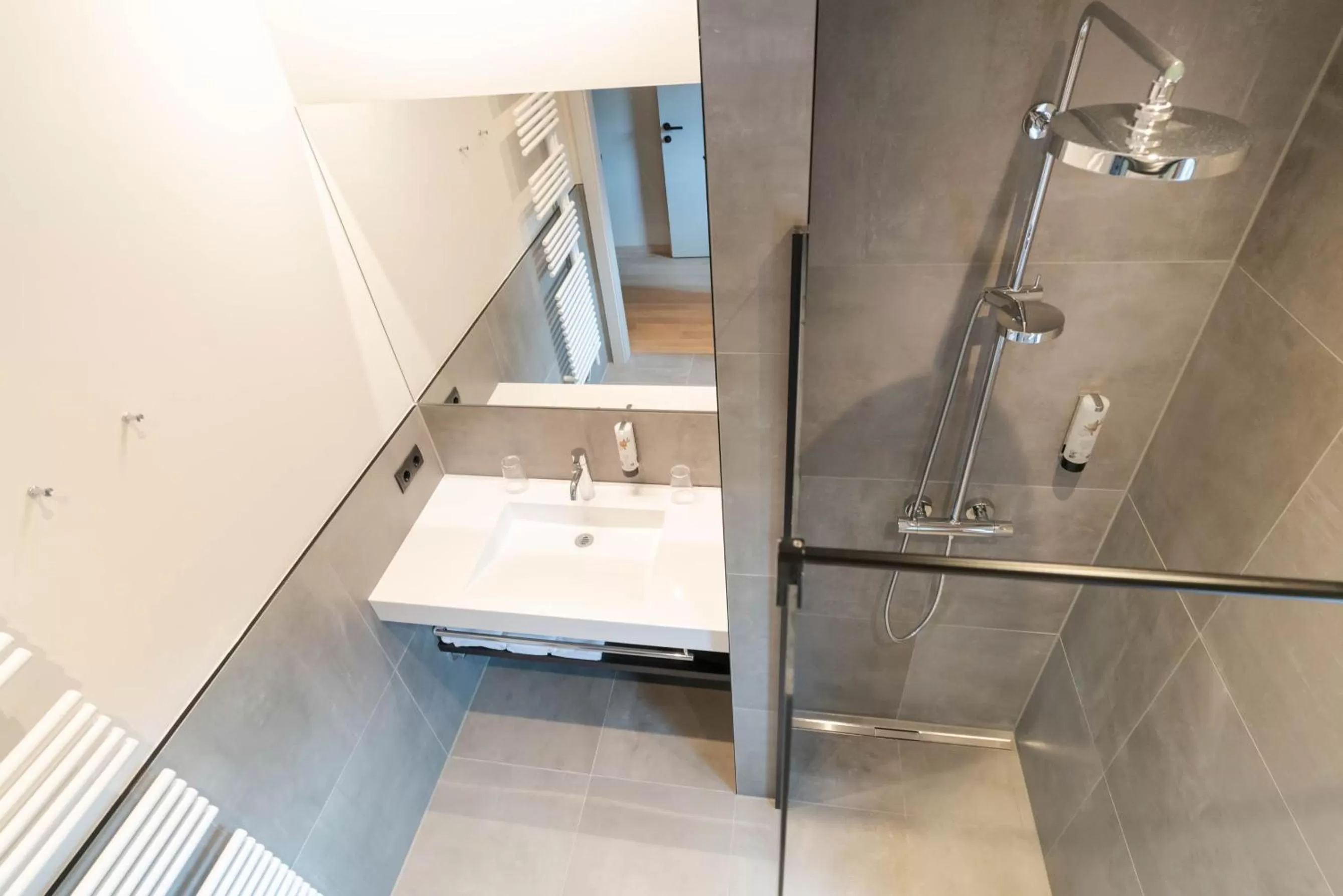 Bathroom in Apart & Suiten Hotel WEIDEN