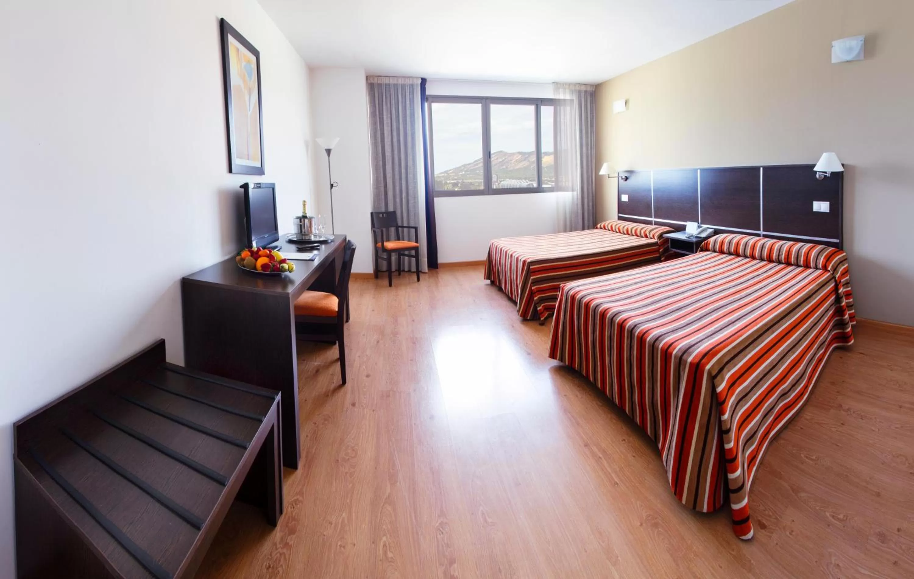 Photo of the whole room, Bed in La Estación