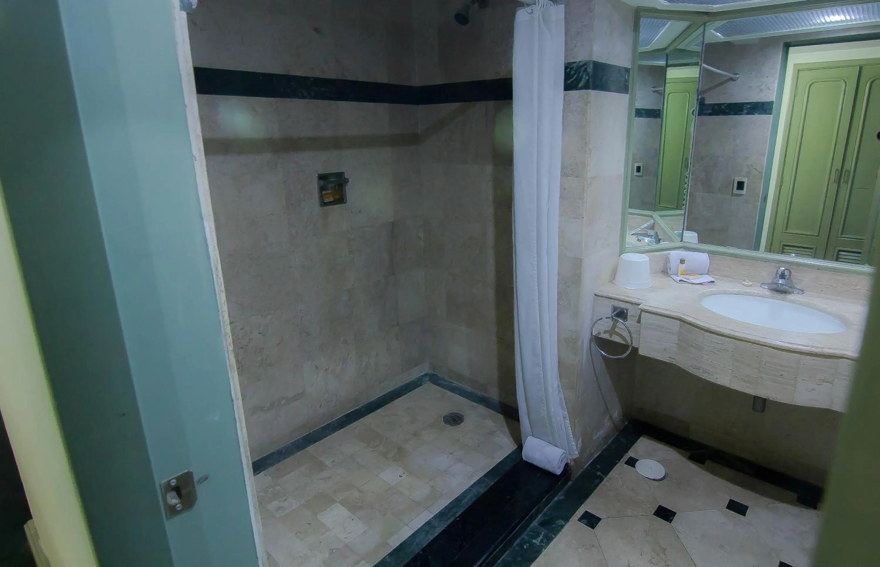 King Room - Non Smoking in Nk Hotel Nekié Tepic