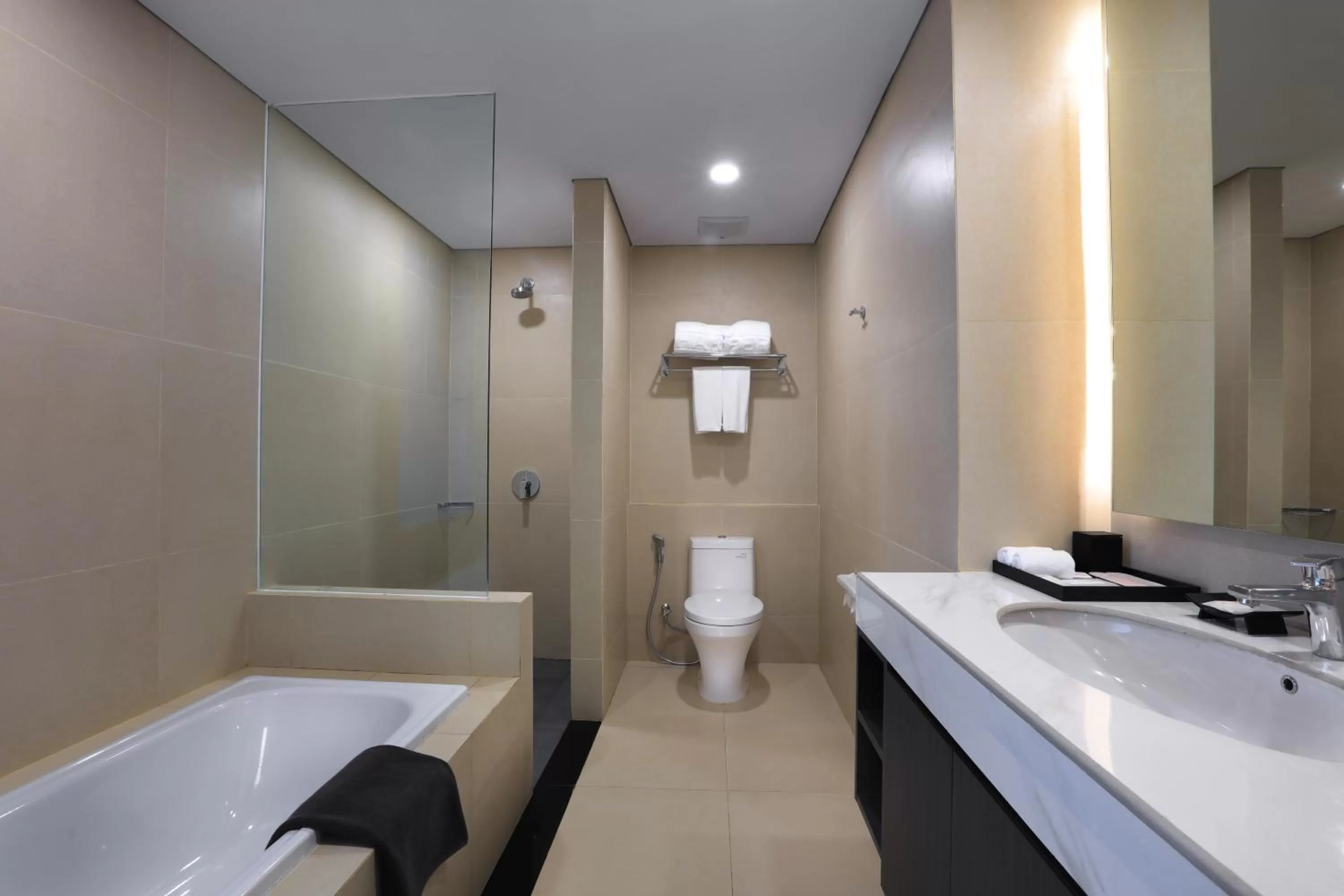 Shower in Harper Palembang by ASTON