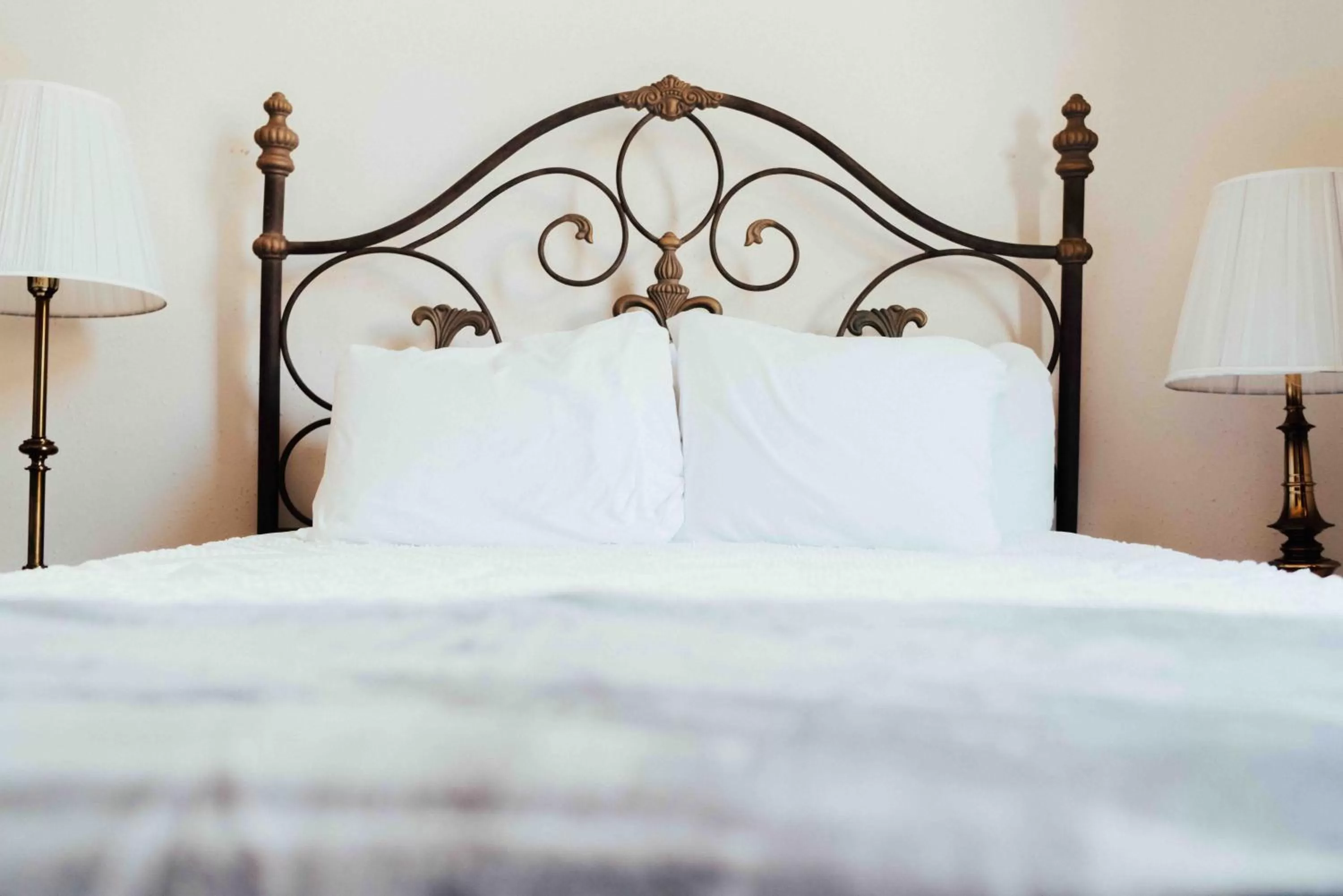 Bed in Town Hall Inn