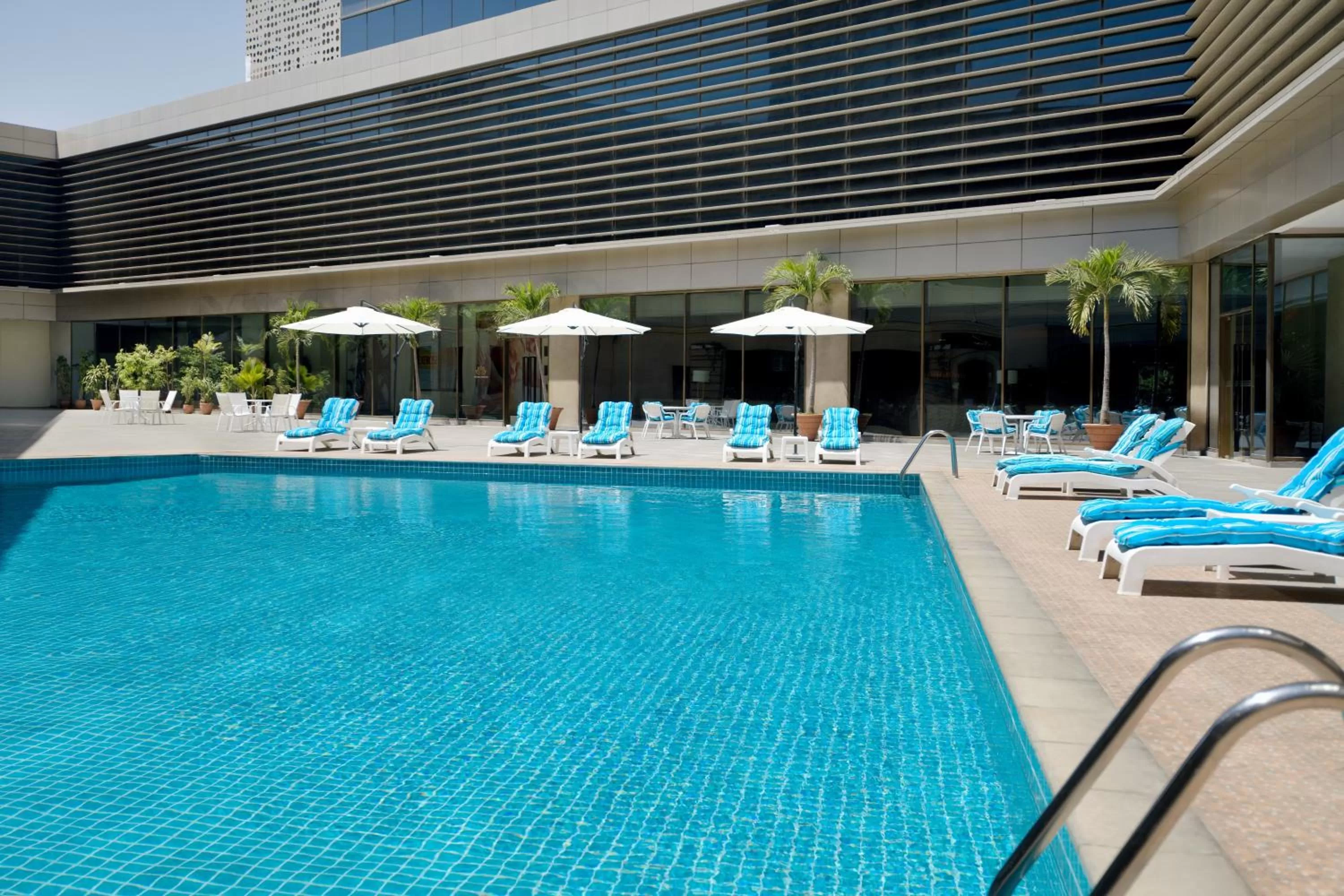 Spa and wellness centre/facilities in Mövenpick Hotel Karachi