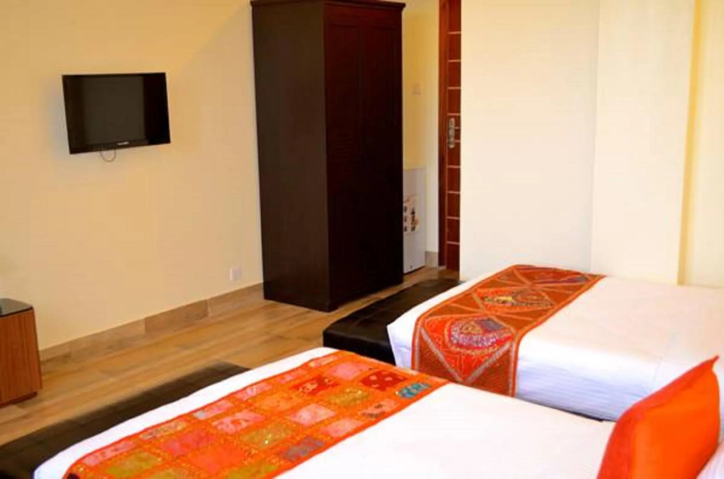 Bed in Gigiri Express Hotel