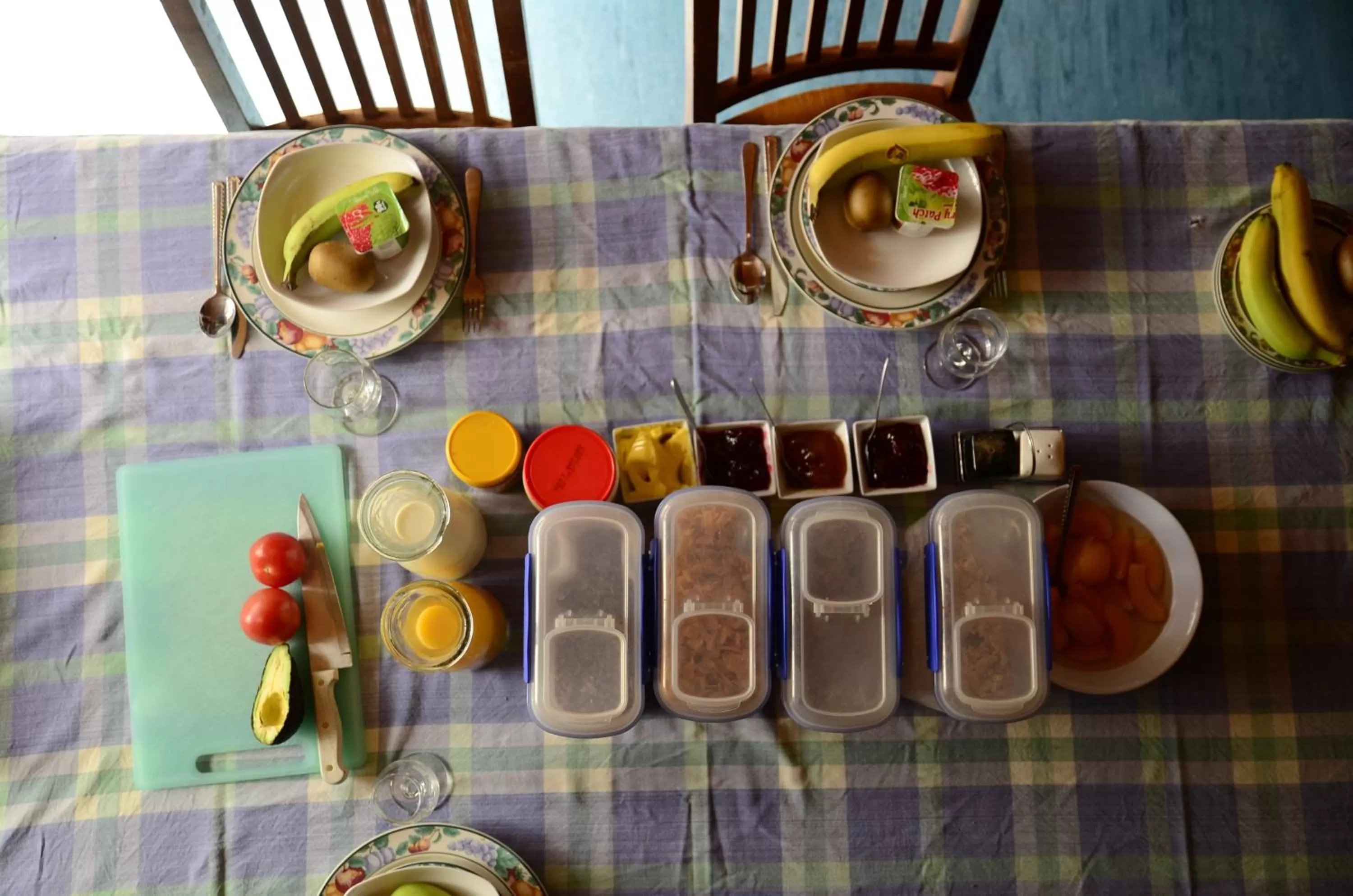 Continental breakfast in Tony's Lodge