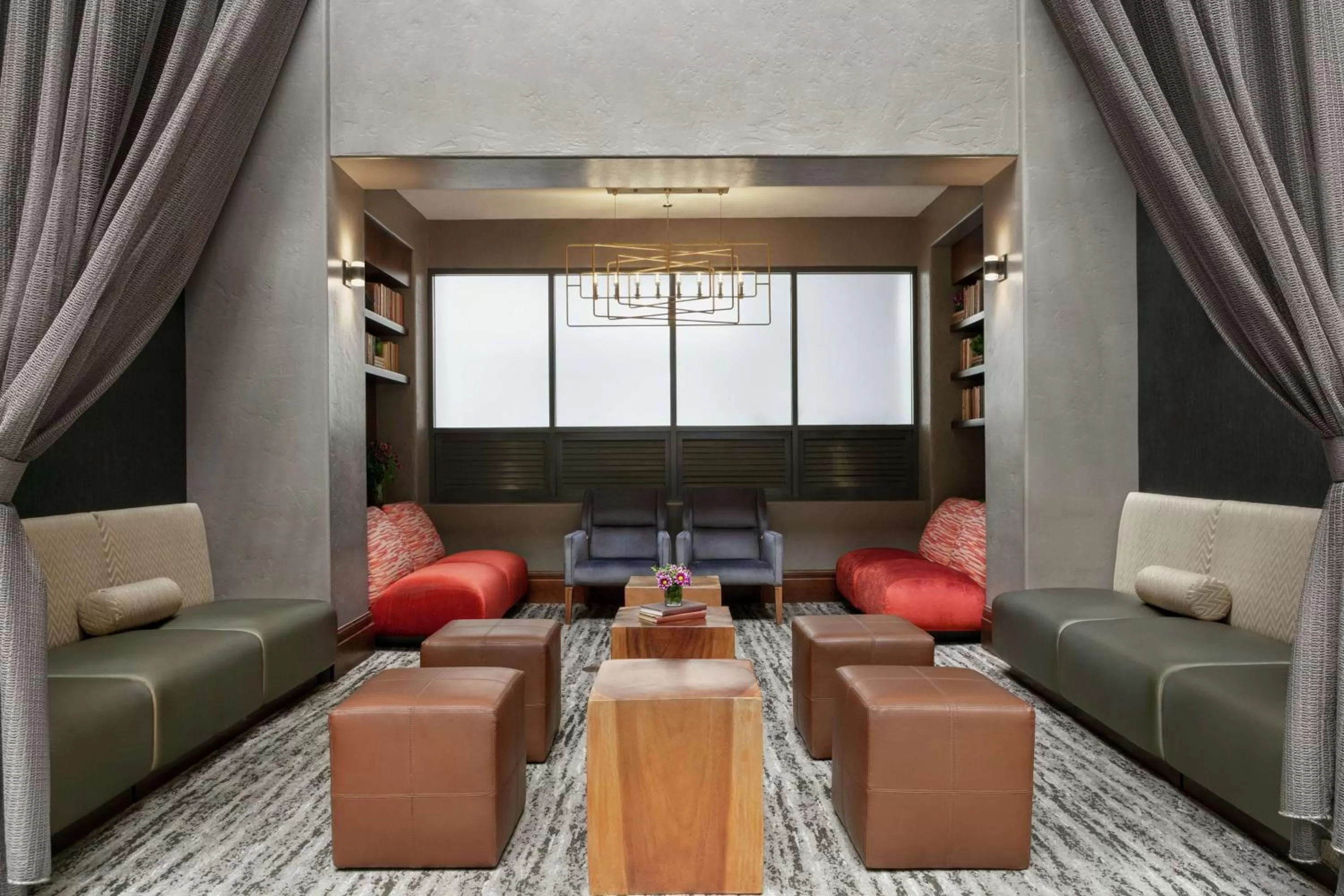 Property building in Embassy Suites by Hilton Los Angeles Downey