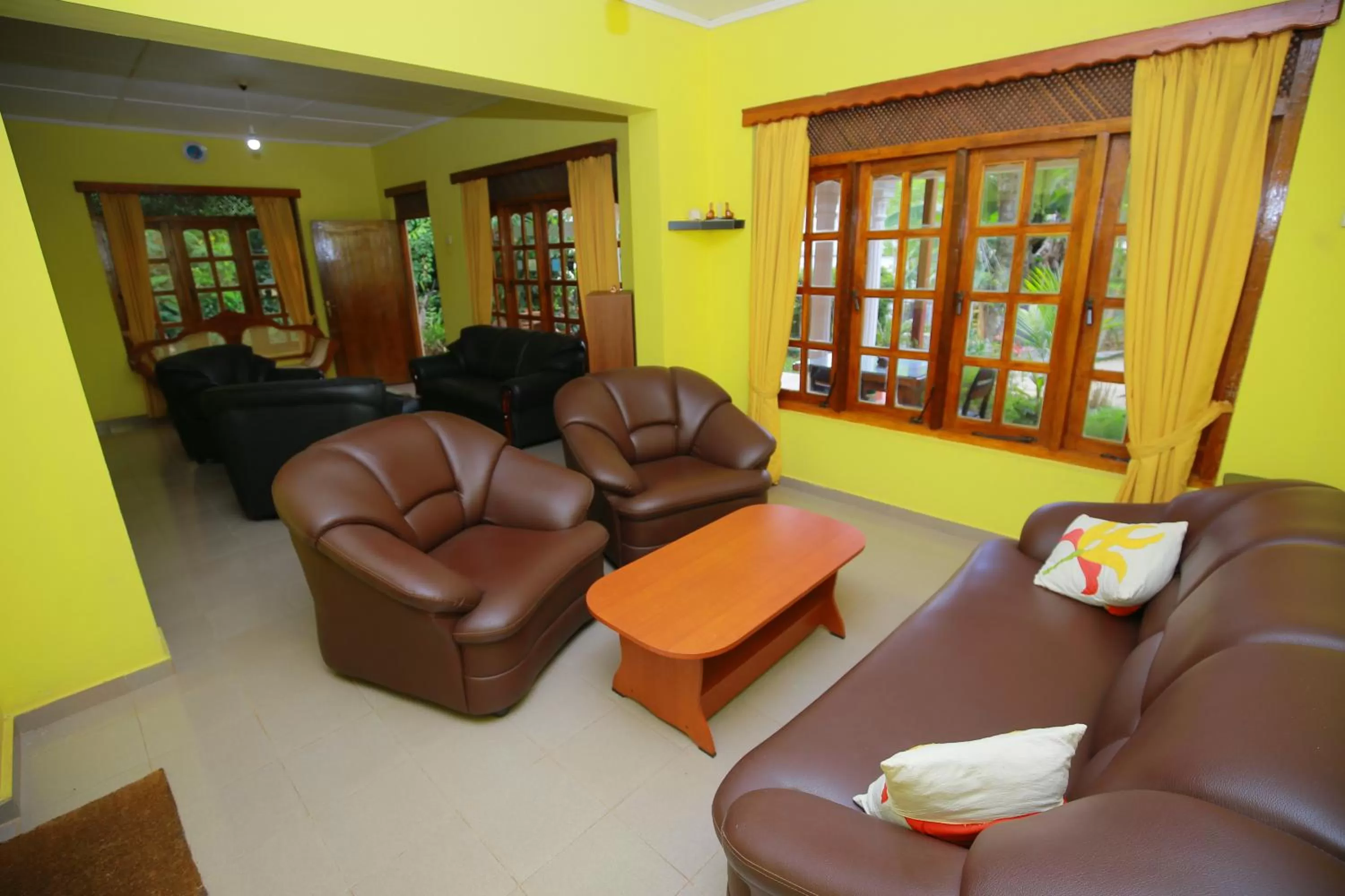 Lobby or reception, Seating Area in Freedom Guest Inn Ella